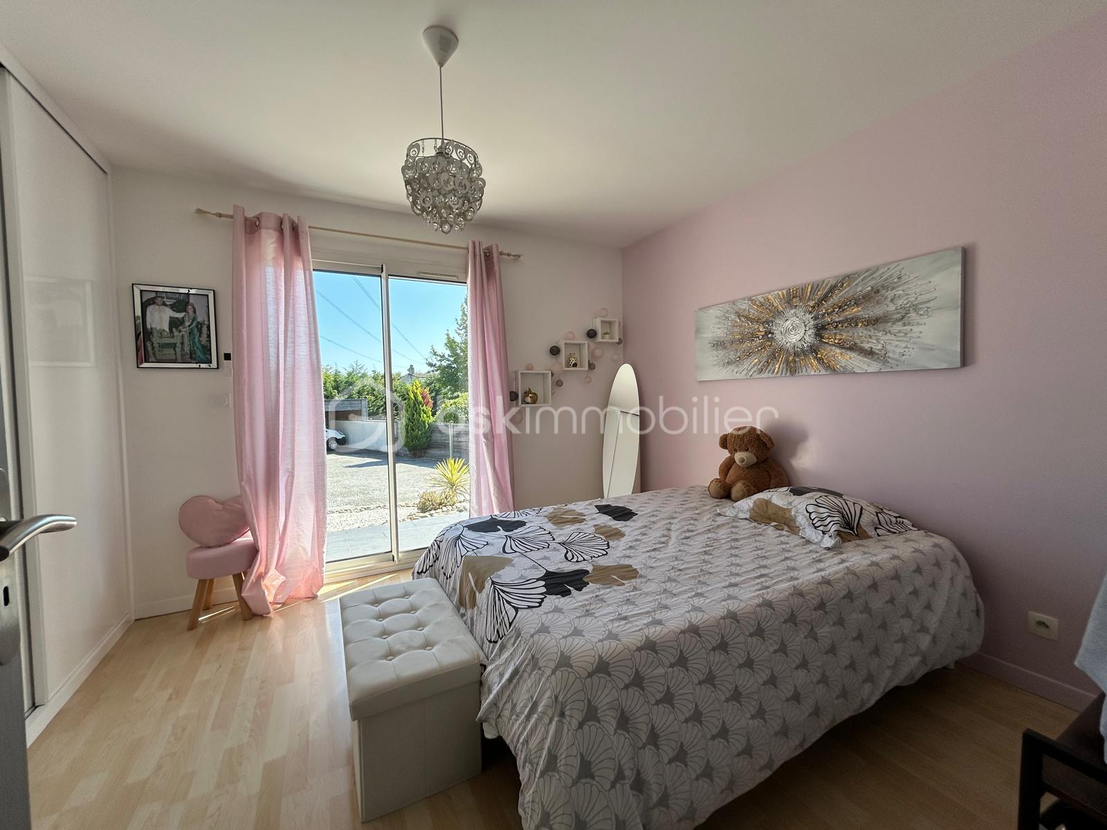 Maison traditionnelle de 201,20 m² - CHFILLE2.jpg
