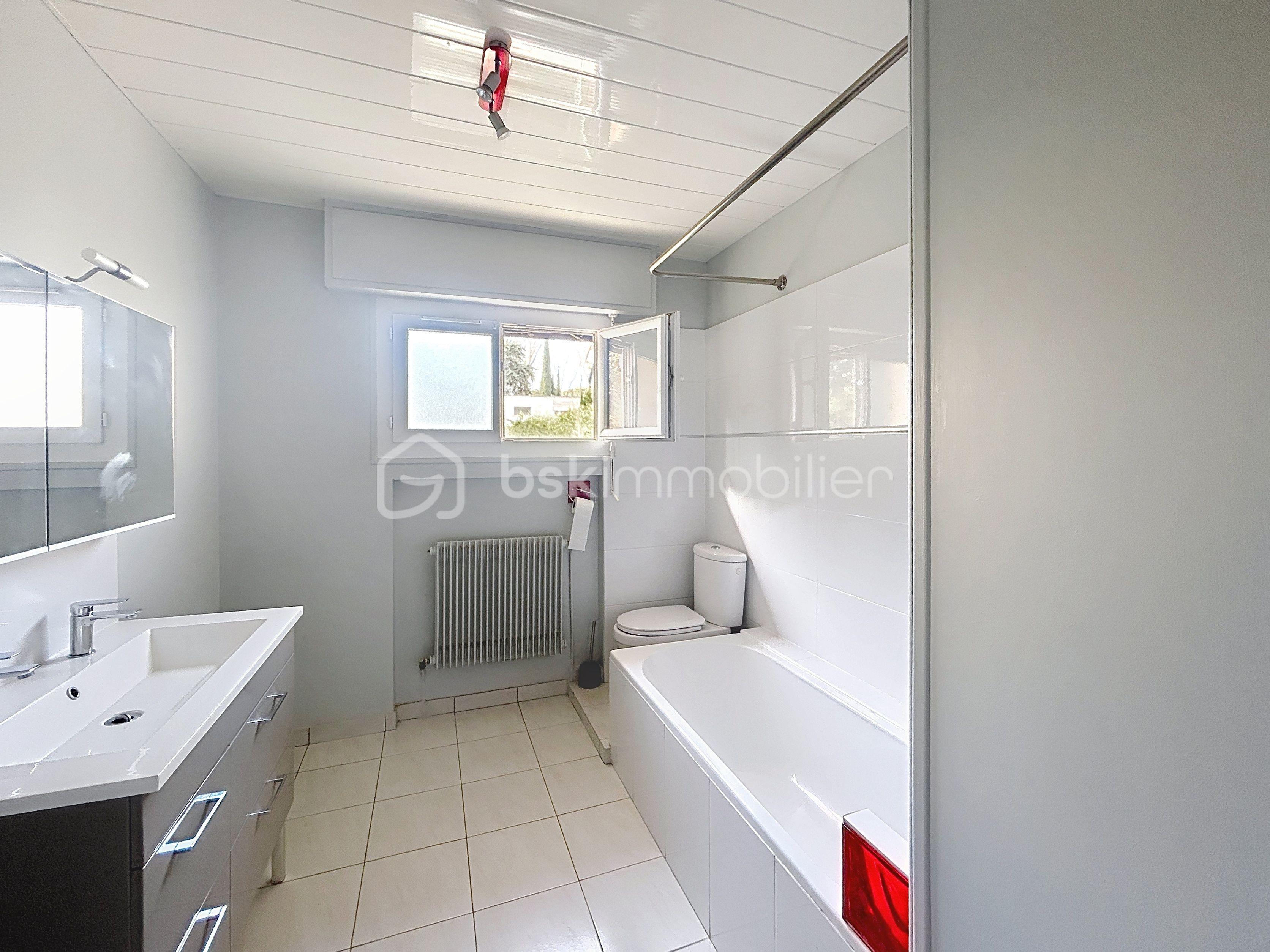 Maison de 120 m² - SDB.jpg