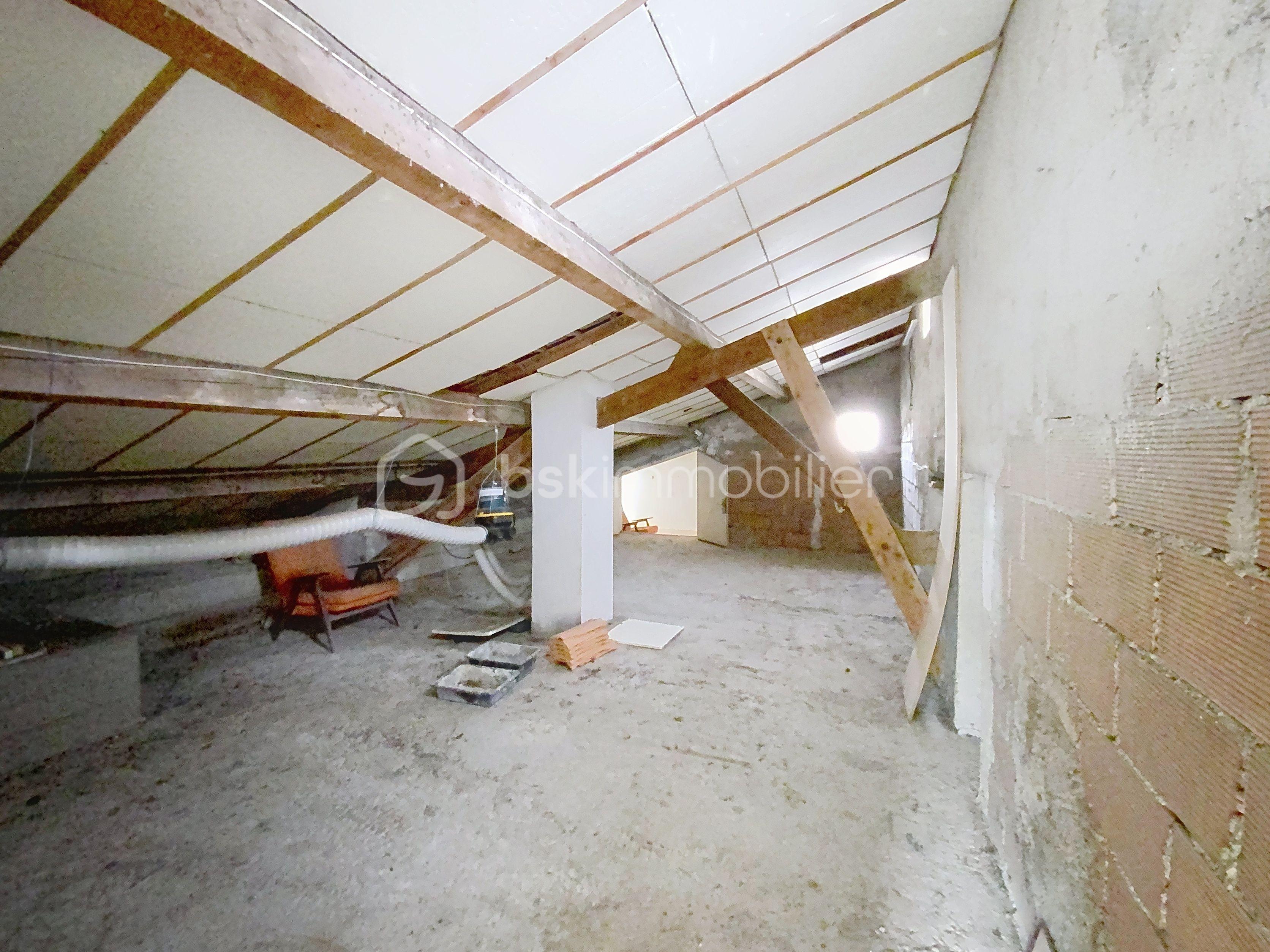 Maison de 120 m² - COMBLES.jpg