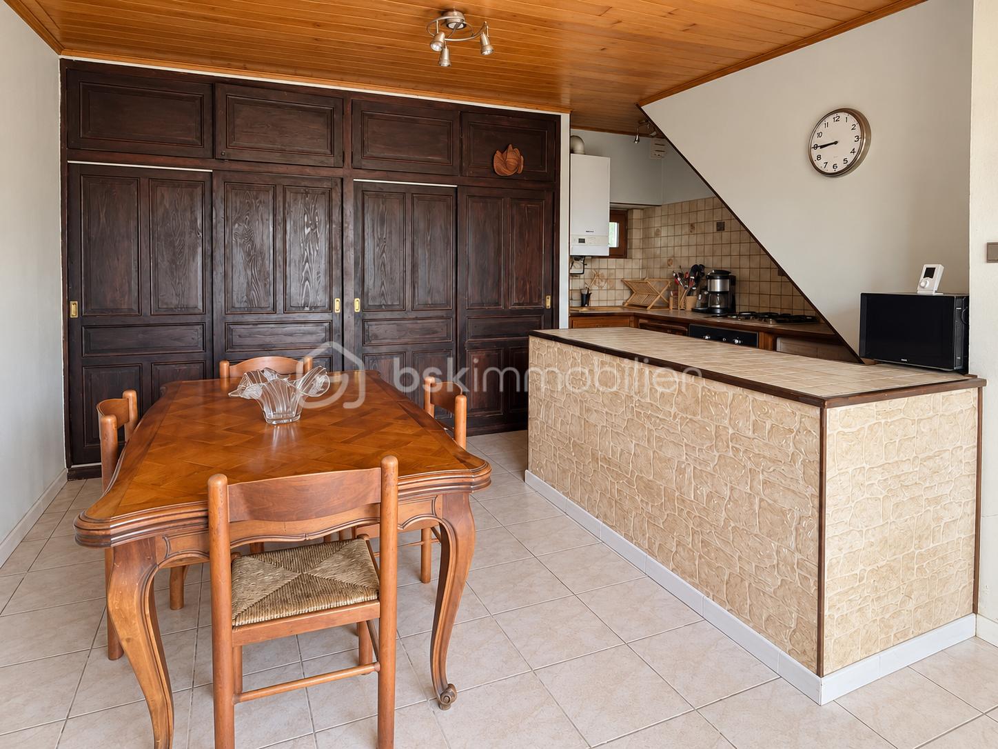 Maison Champier Contour Photo Cuisine 2.png