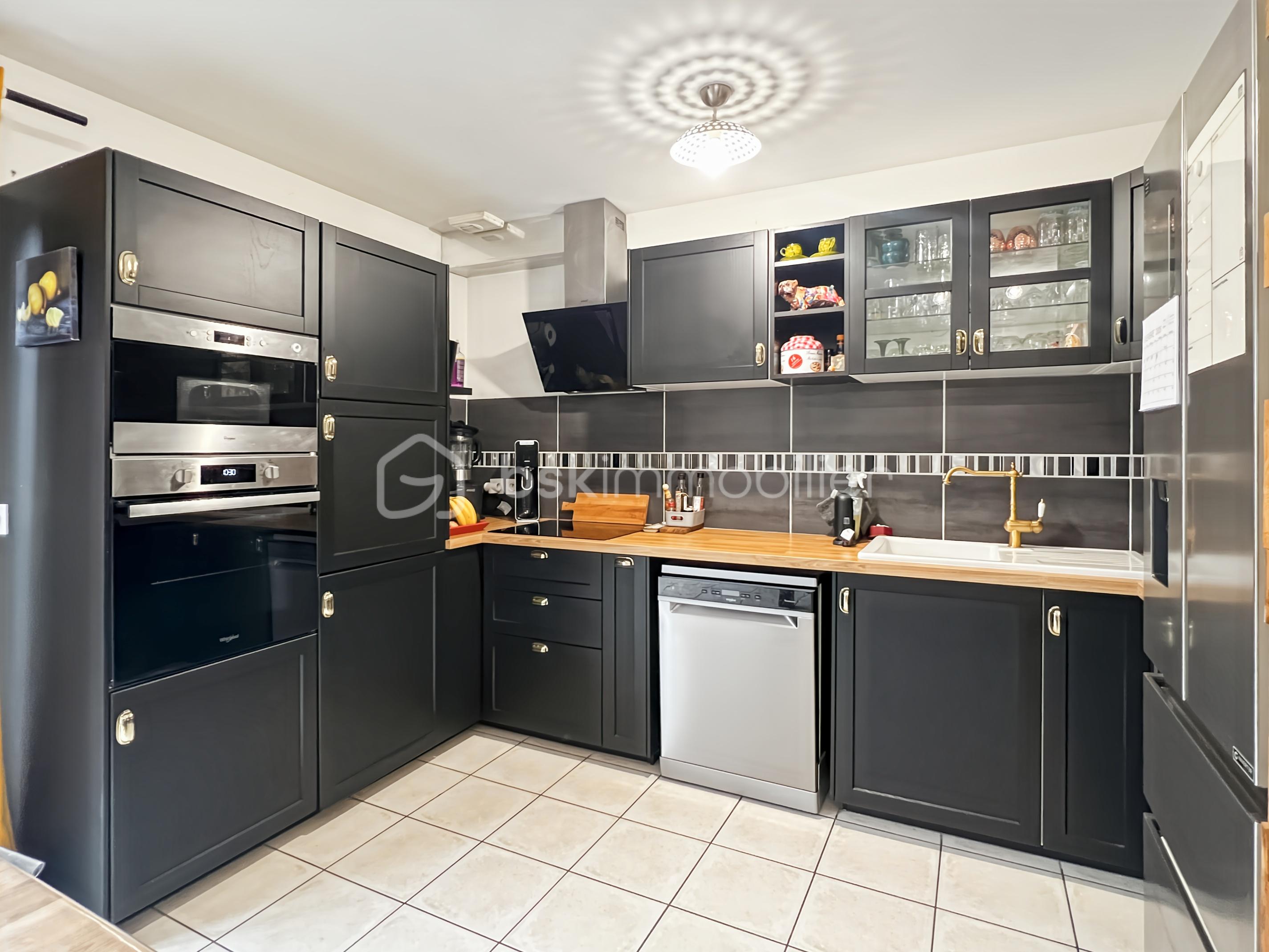 Pavillon de 80 m² - IMG_6072_3b9c.jpg