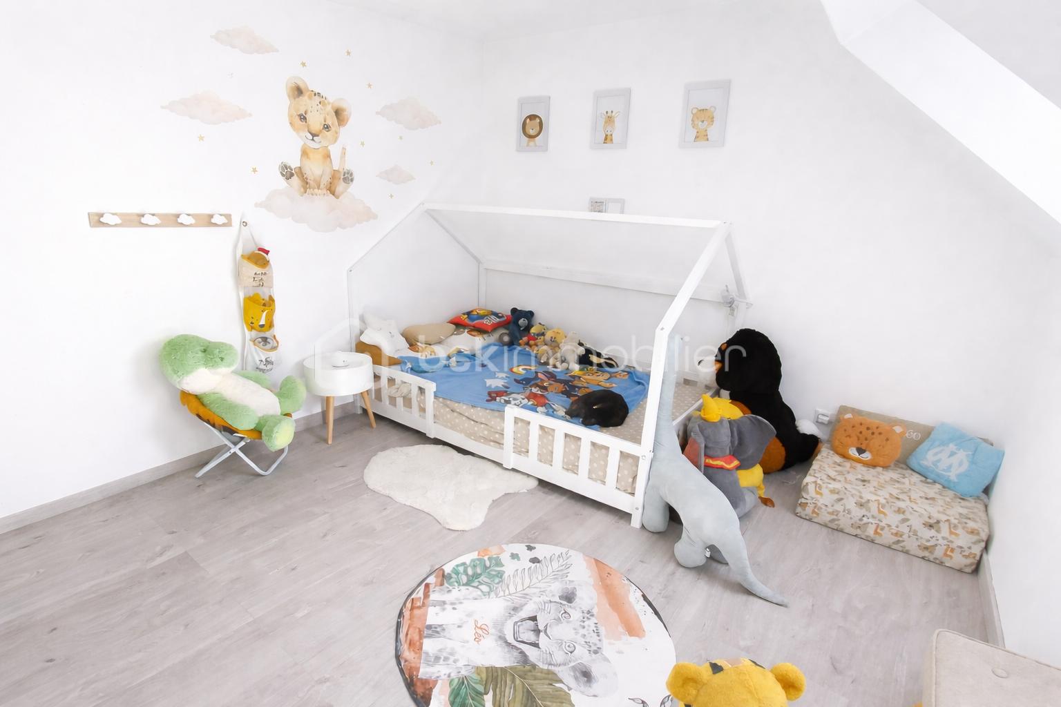 chambre enfant étage.png