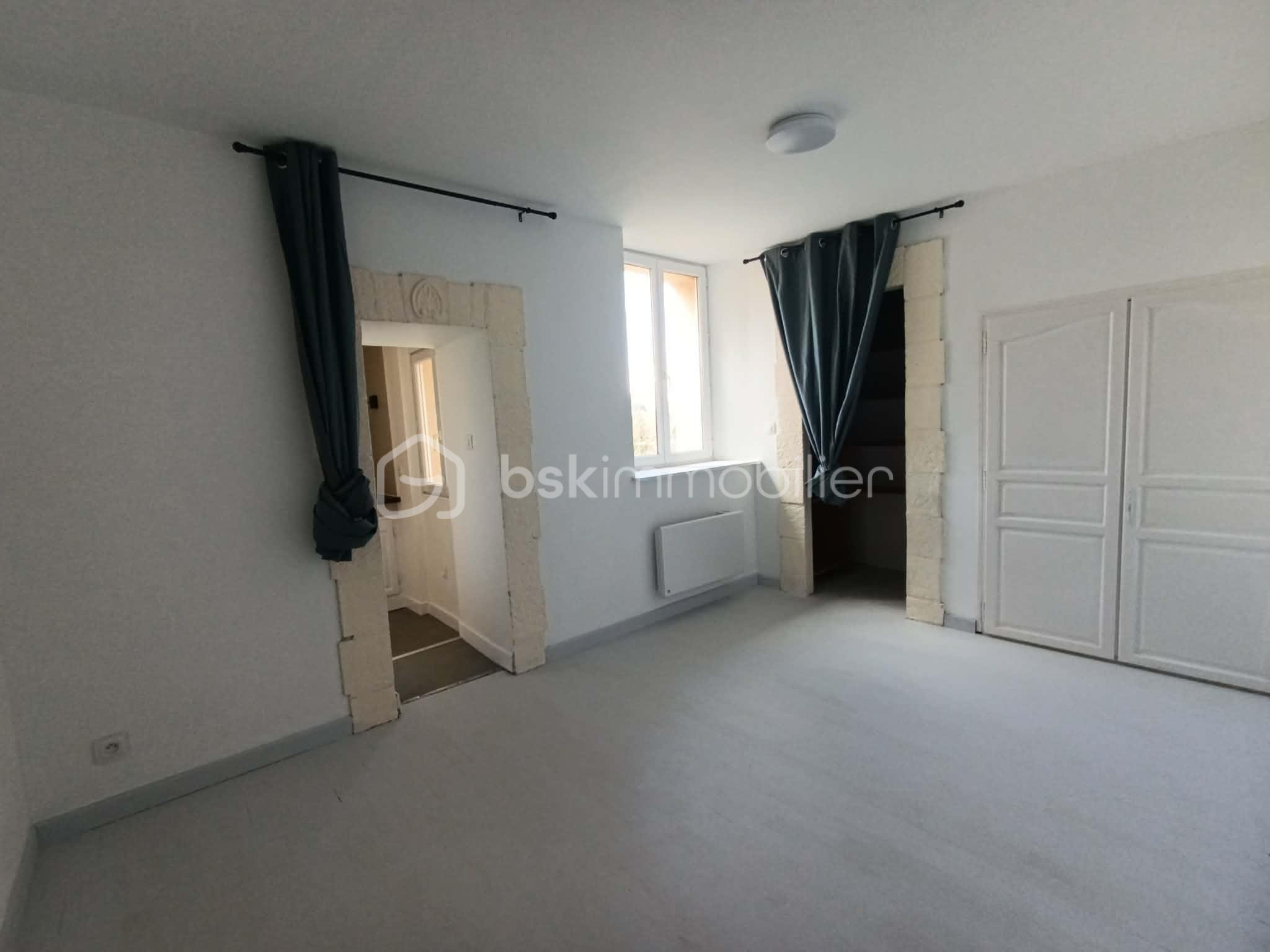 ede9937b-ada5-41ec-a8ab-c527638d65e9.jpg