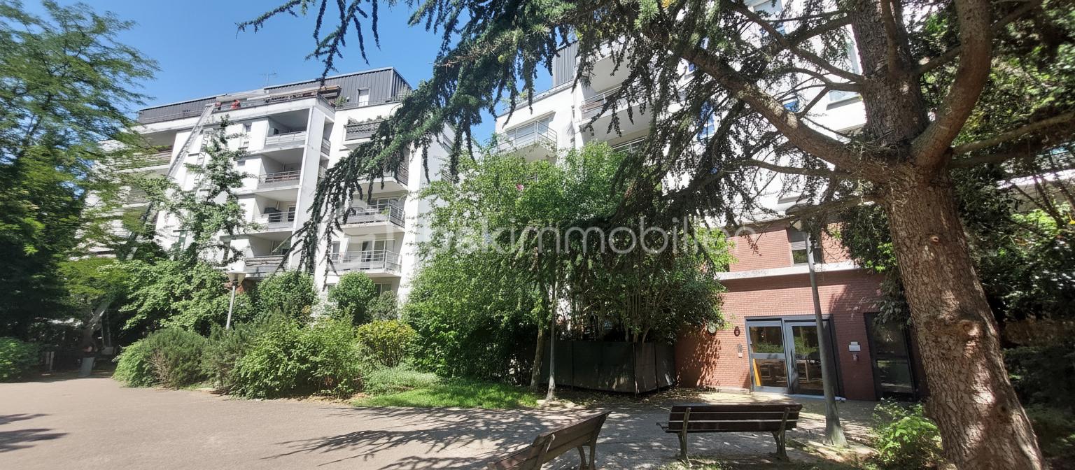 Appartement 3 pièces 59 m² · à Villejuif · 59 m² · 317 000 €