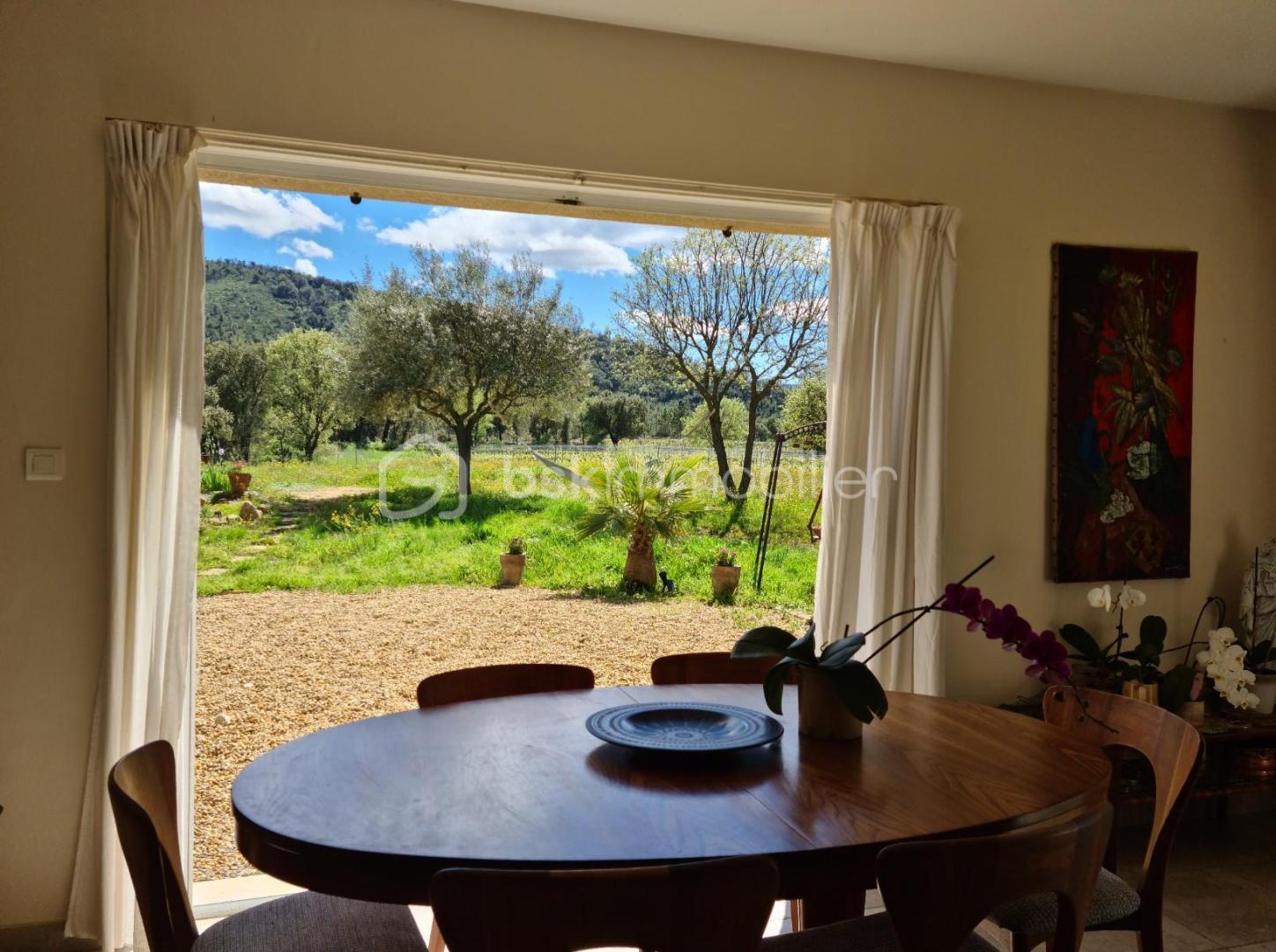 Maison de 162 m² - a55d4590bbf8cbb-1.jpg