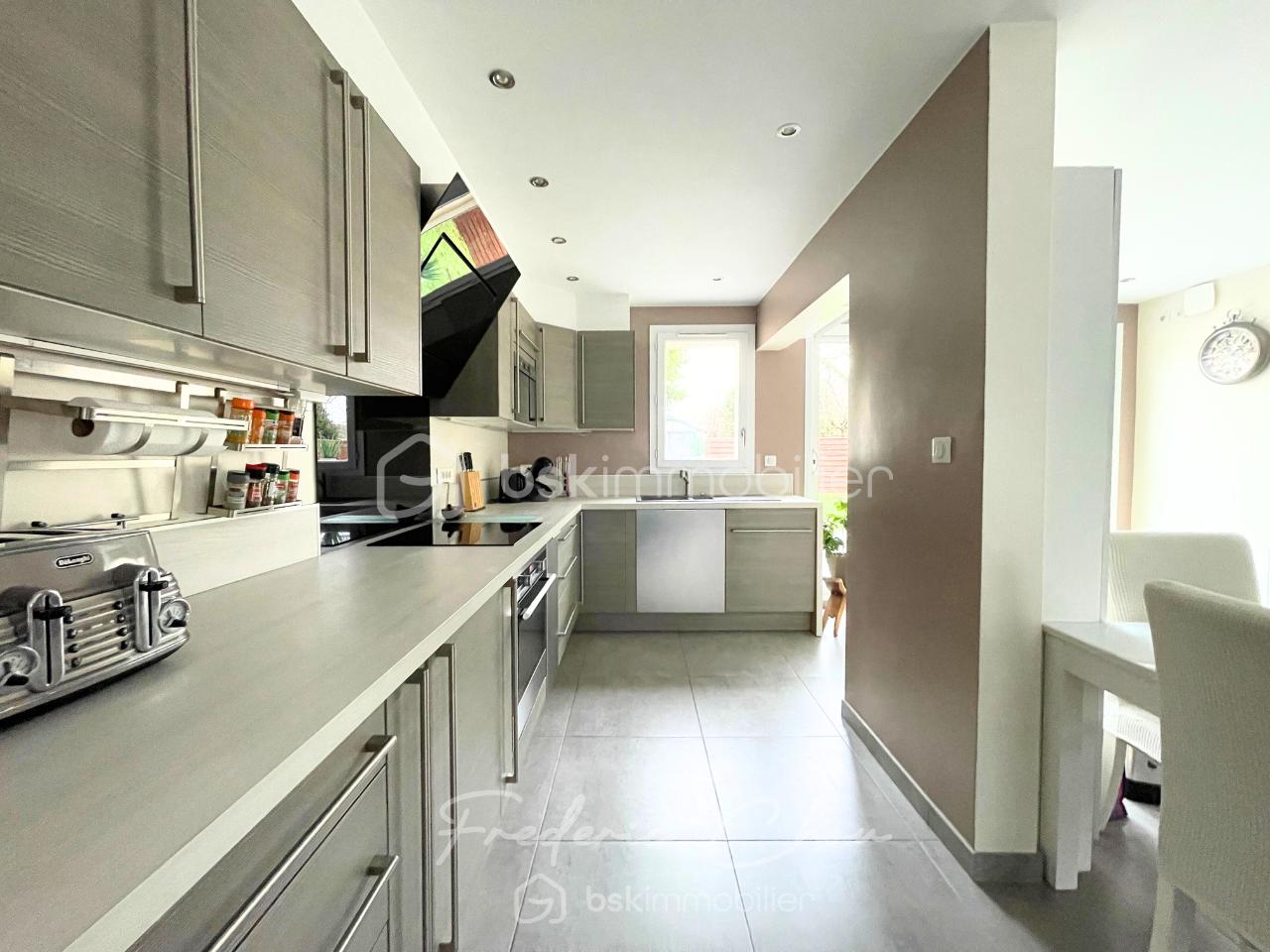 Maison contemporaine de 123 m² - 7.png