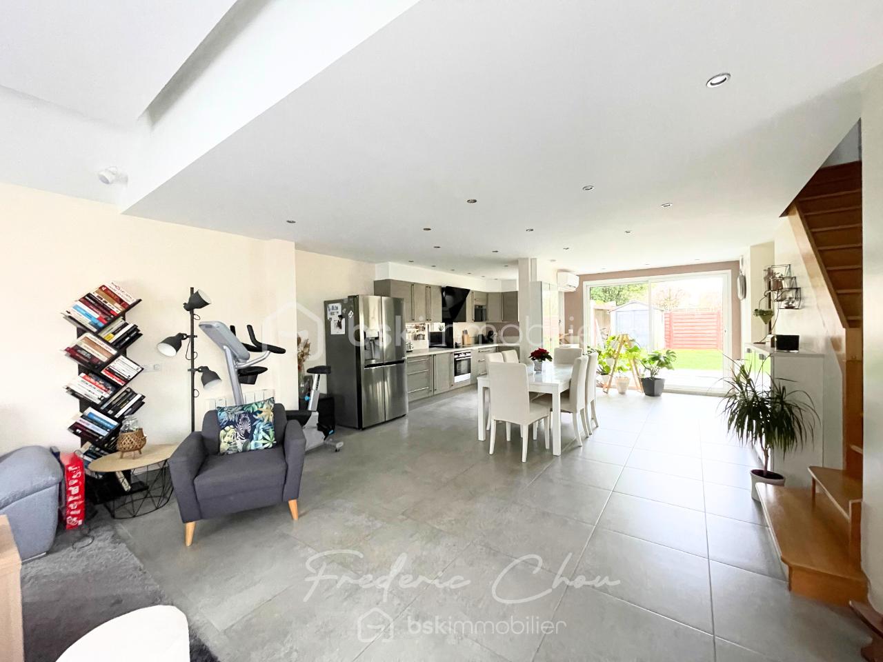 Maison contemporaine de 123 m² - 1.png