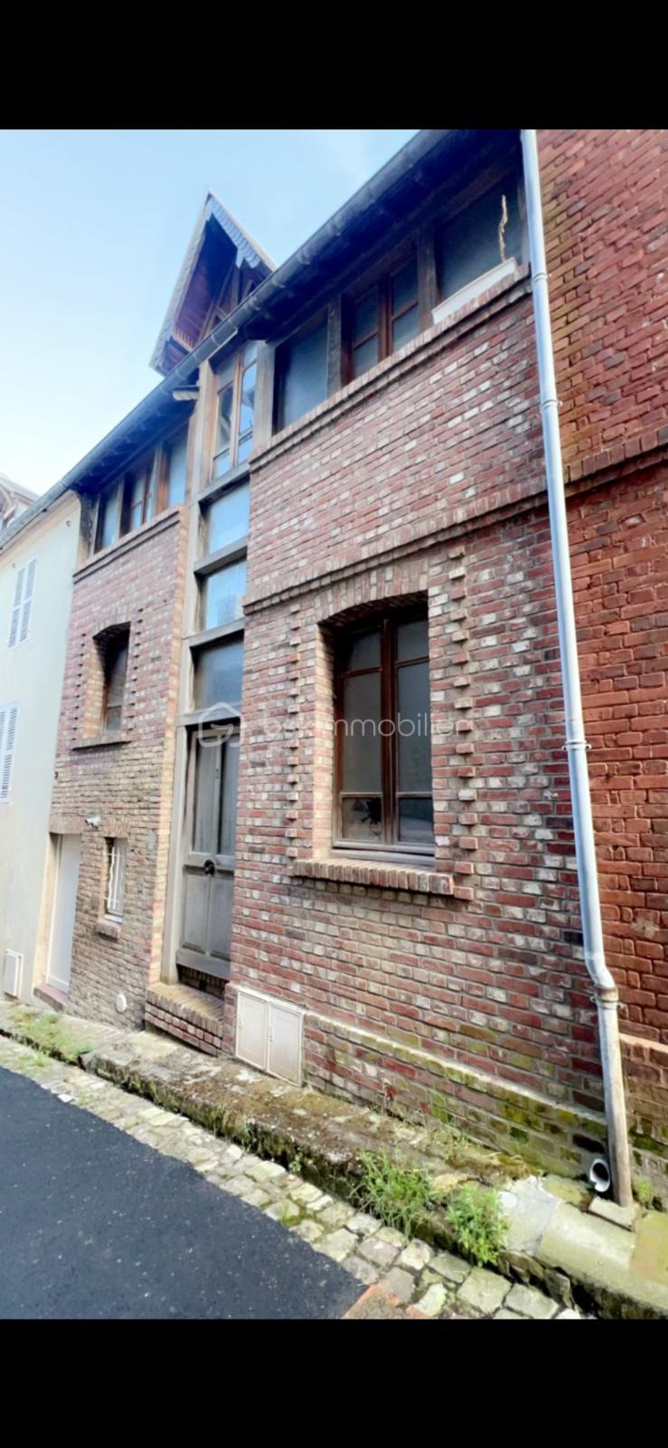 Maison de maitre de 218 m² - IMG-20260116-WA0034.jpg