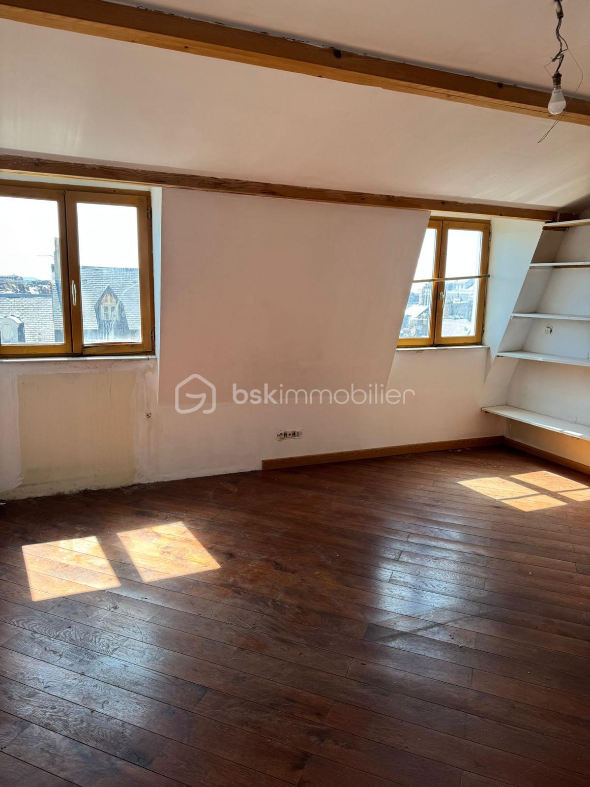 Maison de maitre de 218 m² - IMG-20260116-WA0033.jpg