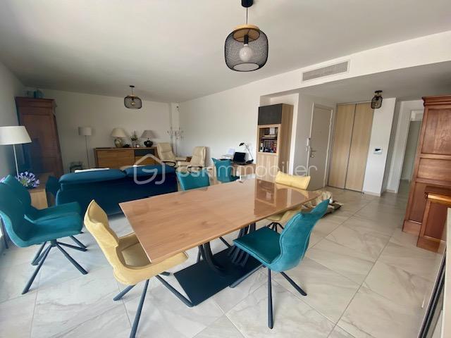 Appartement de 103 m² - eGnam4aNAUEKhS4qQPLkXOSXHw4mKcFP9ERCiYAk.jpg