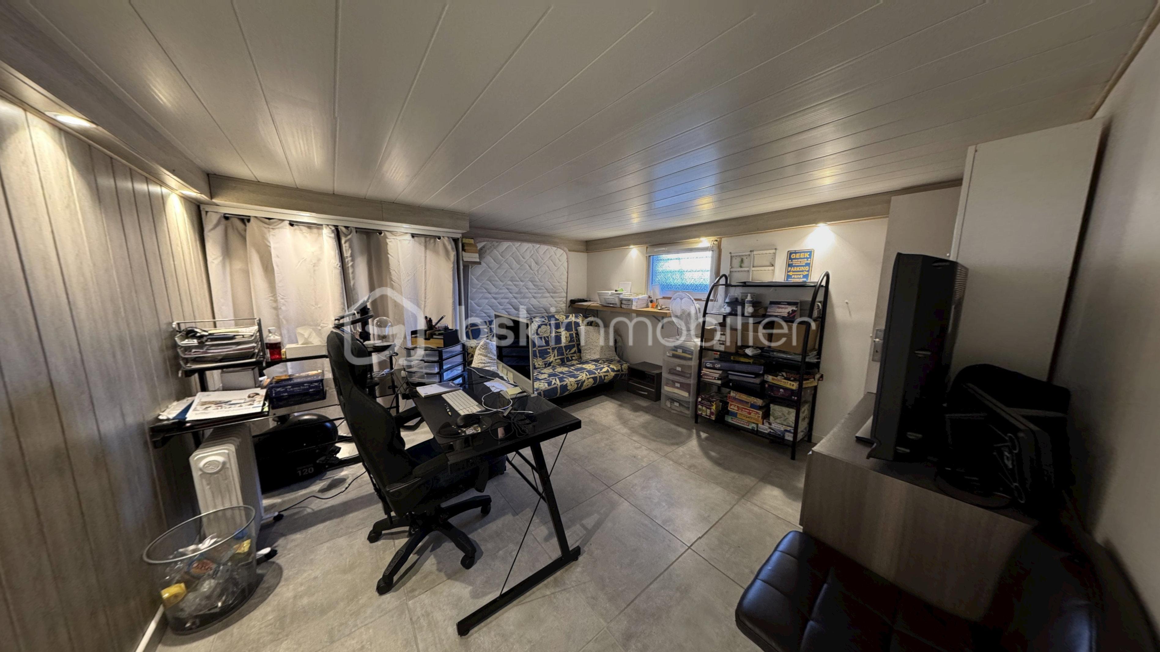 Maison traditionnelle de 157 m² - Home-11172025_172937.jpg