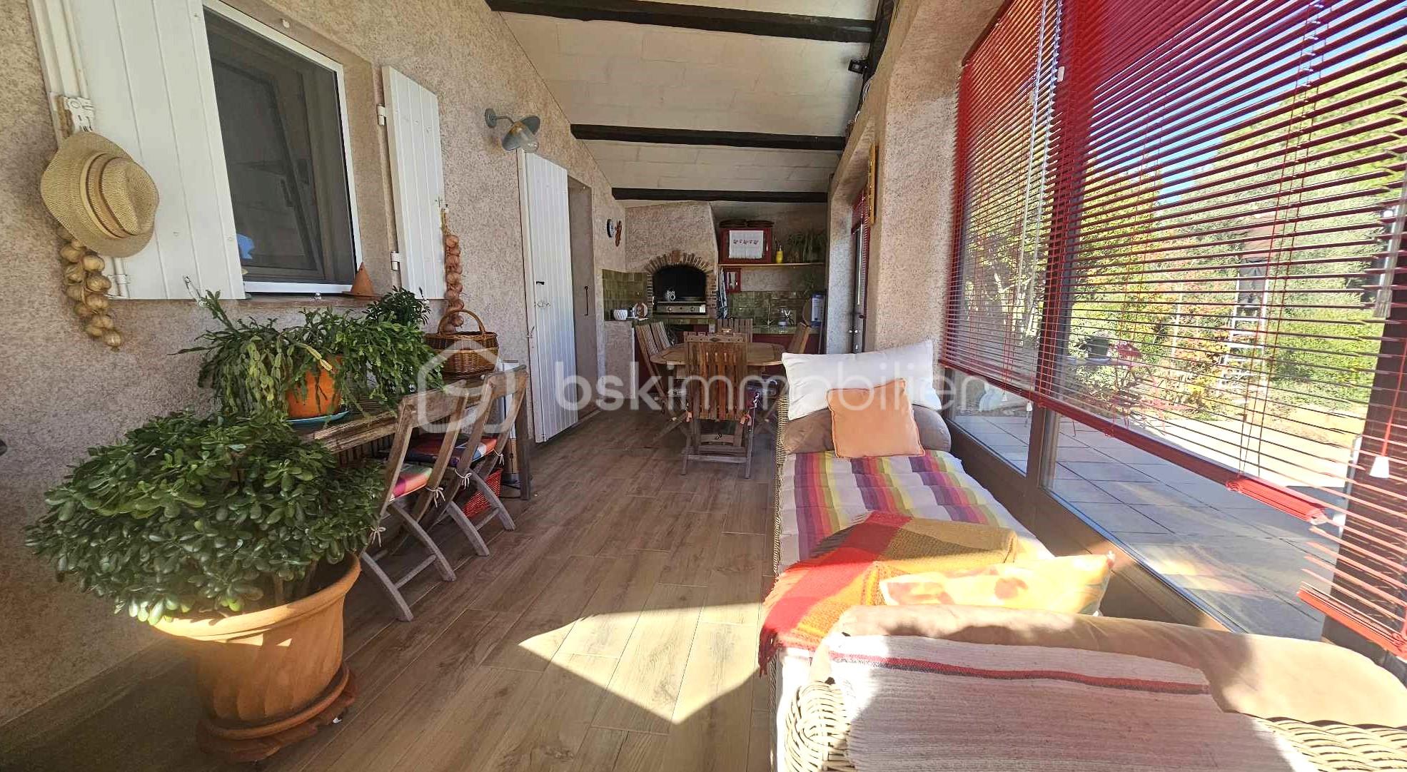 Maison provencale de 130 m² - 377321962_856387449303685_5454346135131933359_n.jpg