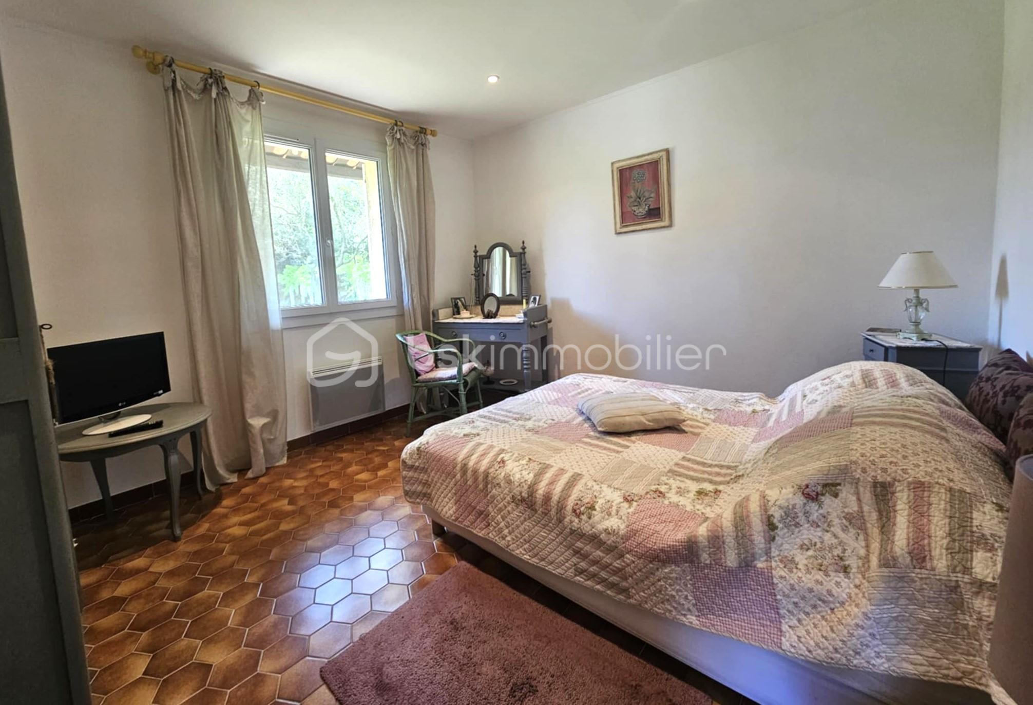 Maison provencale de 130 m² - 63bb4bff-4229-4938-8a70-b1b711a4b36e.jpg