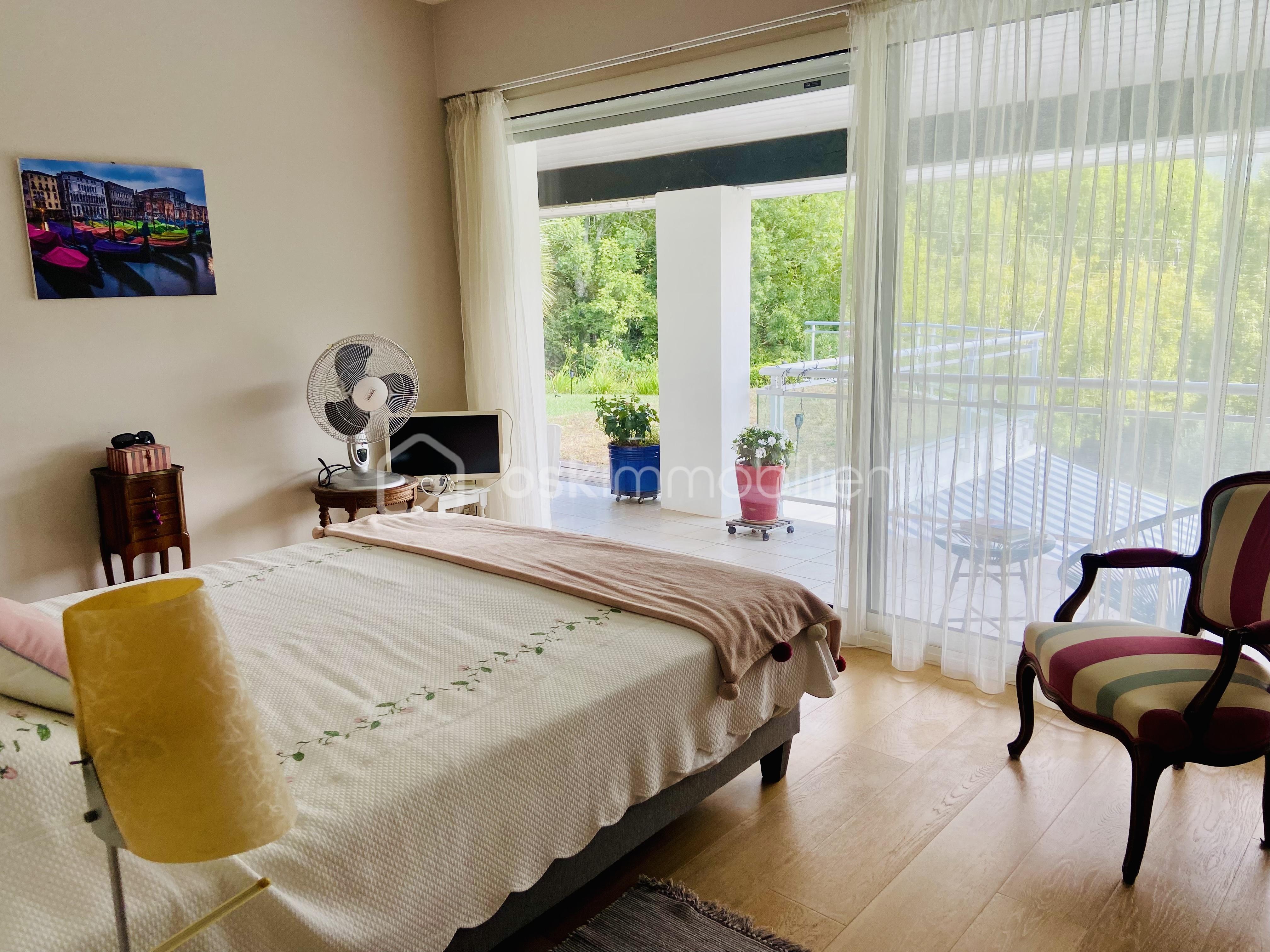 5 chambre.jpg