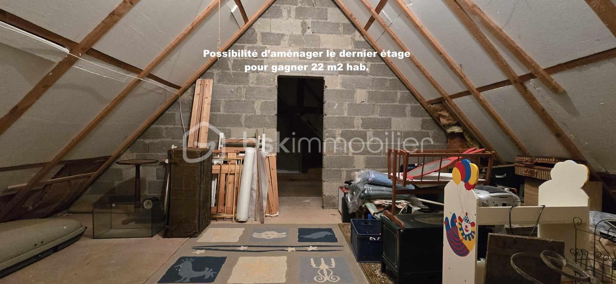Maison de 300 m² - 490582379_1330927221508999_6708767540628210463_n.jpg