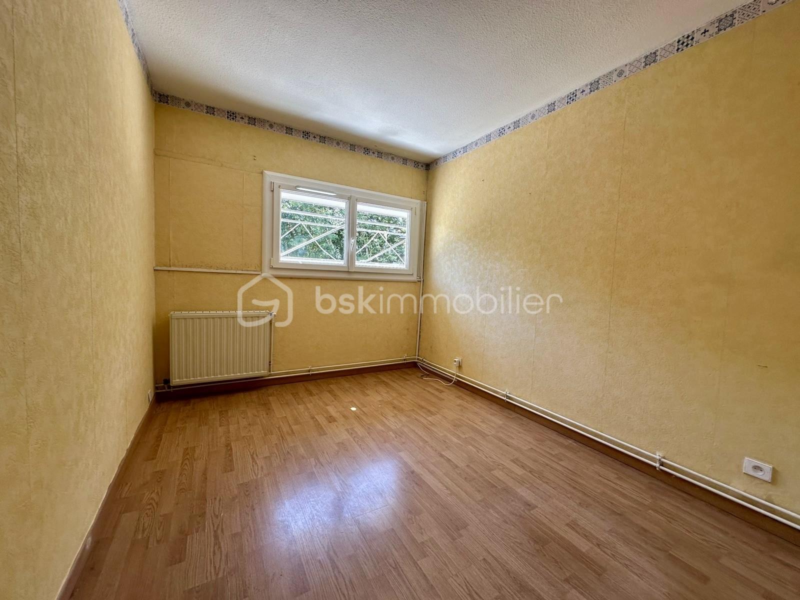 Appartement de 60 m² - PHOTO 2.jpg