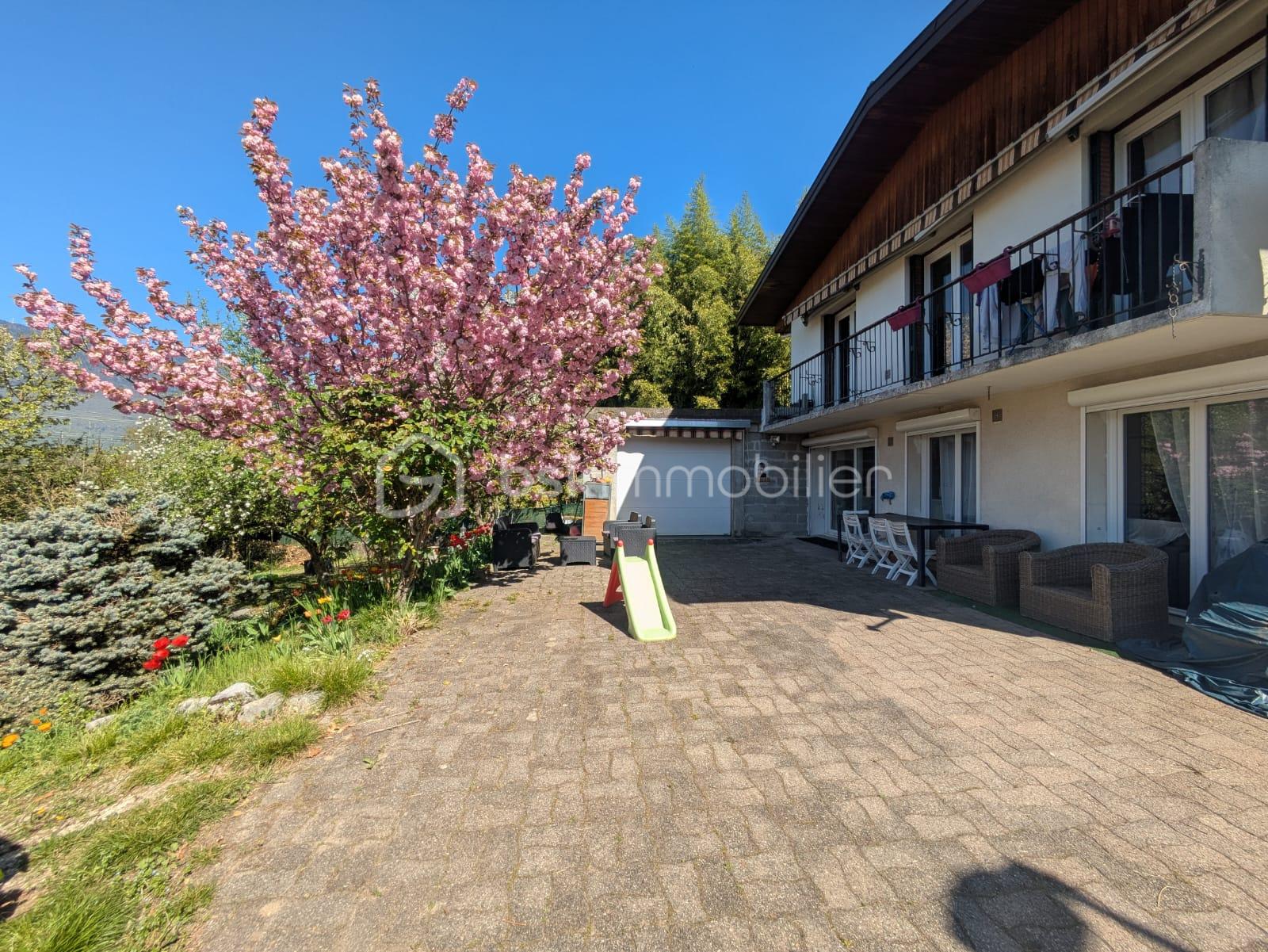 Maison traditionnelle de 124 m² - Terrasse.jpg