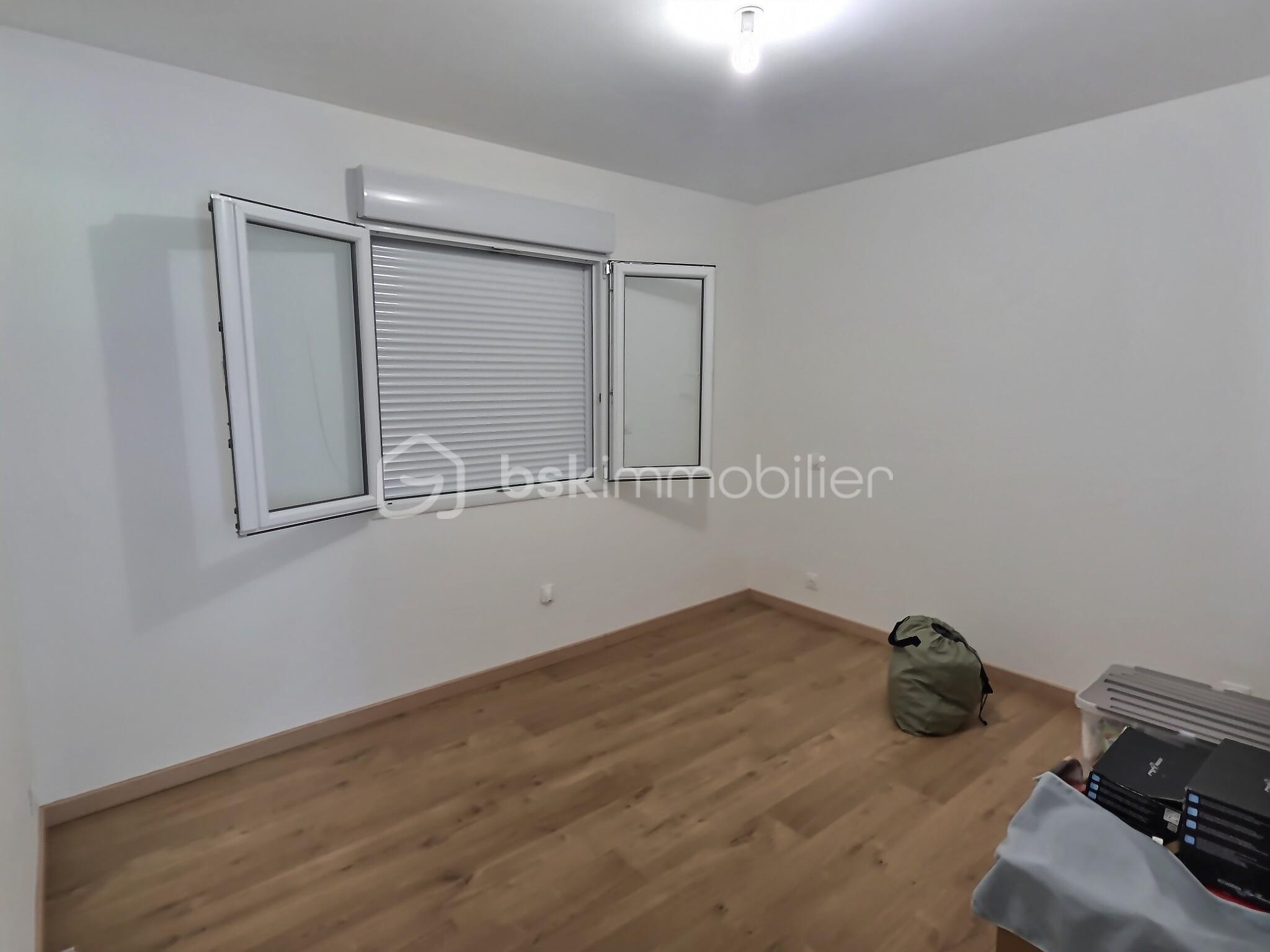 Maison de 94 m² - exposio_132676904.jpg