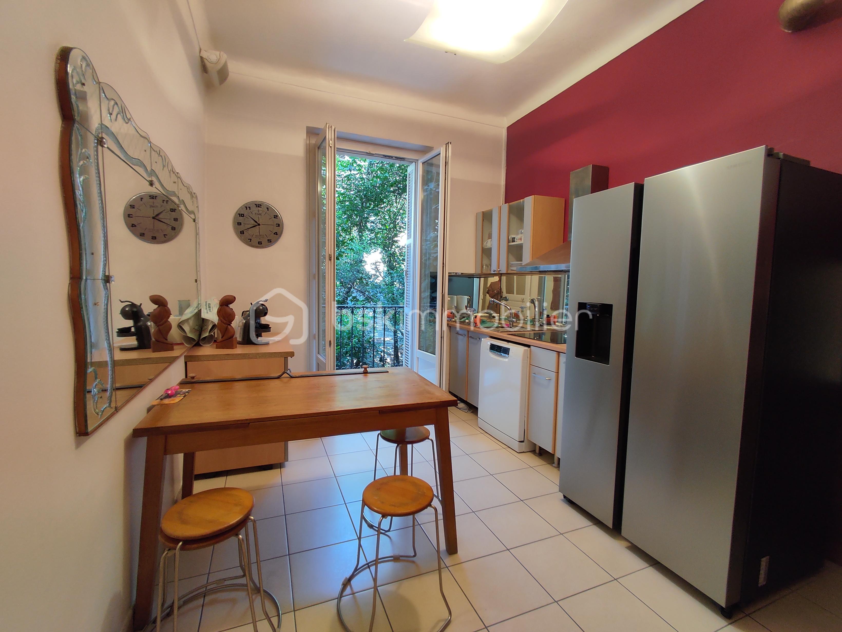 Appartement de 107 m² - 1753280398193.jpg