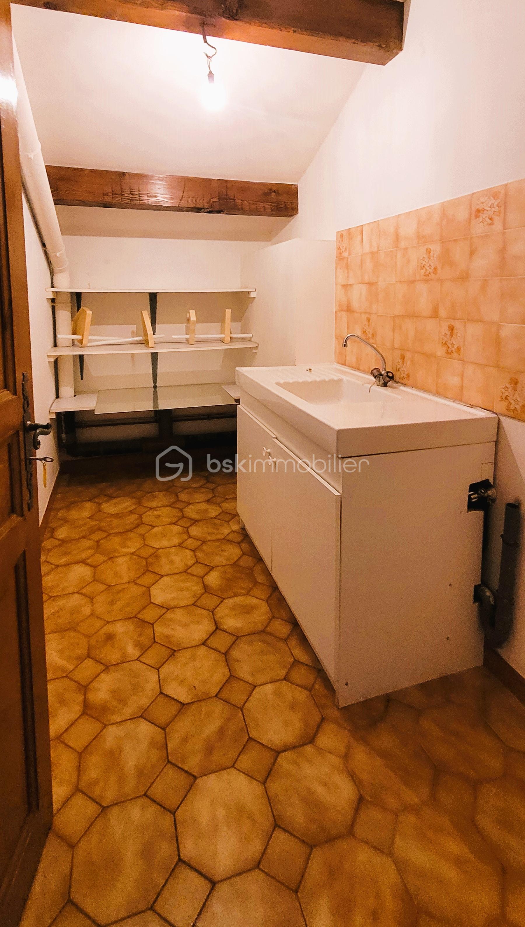 Immeuble mixte de 445 m² - 20230711_115346.jpg