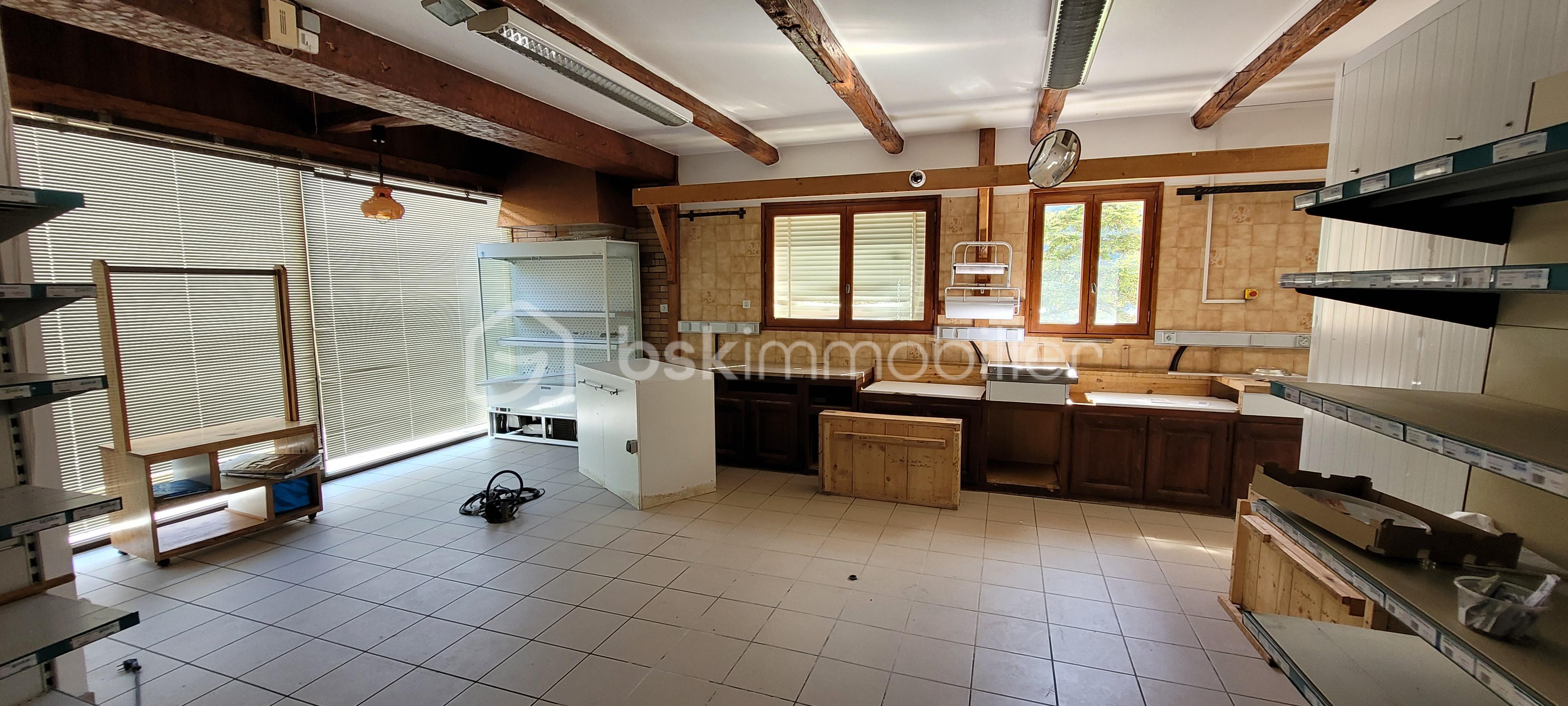 Immeuble mixte de 445 m² - K.jpg