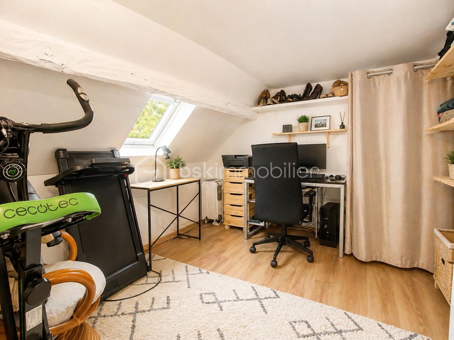 BUREAU:CHAMBRE.png