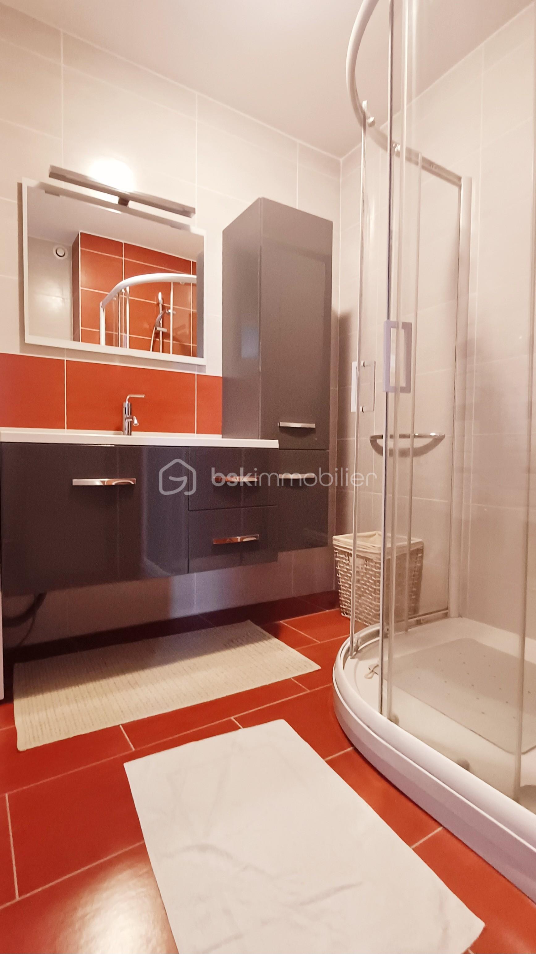 Appartement de 58 m² - thumbnail_20250908_145412.jpg