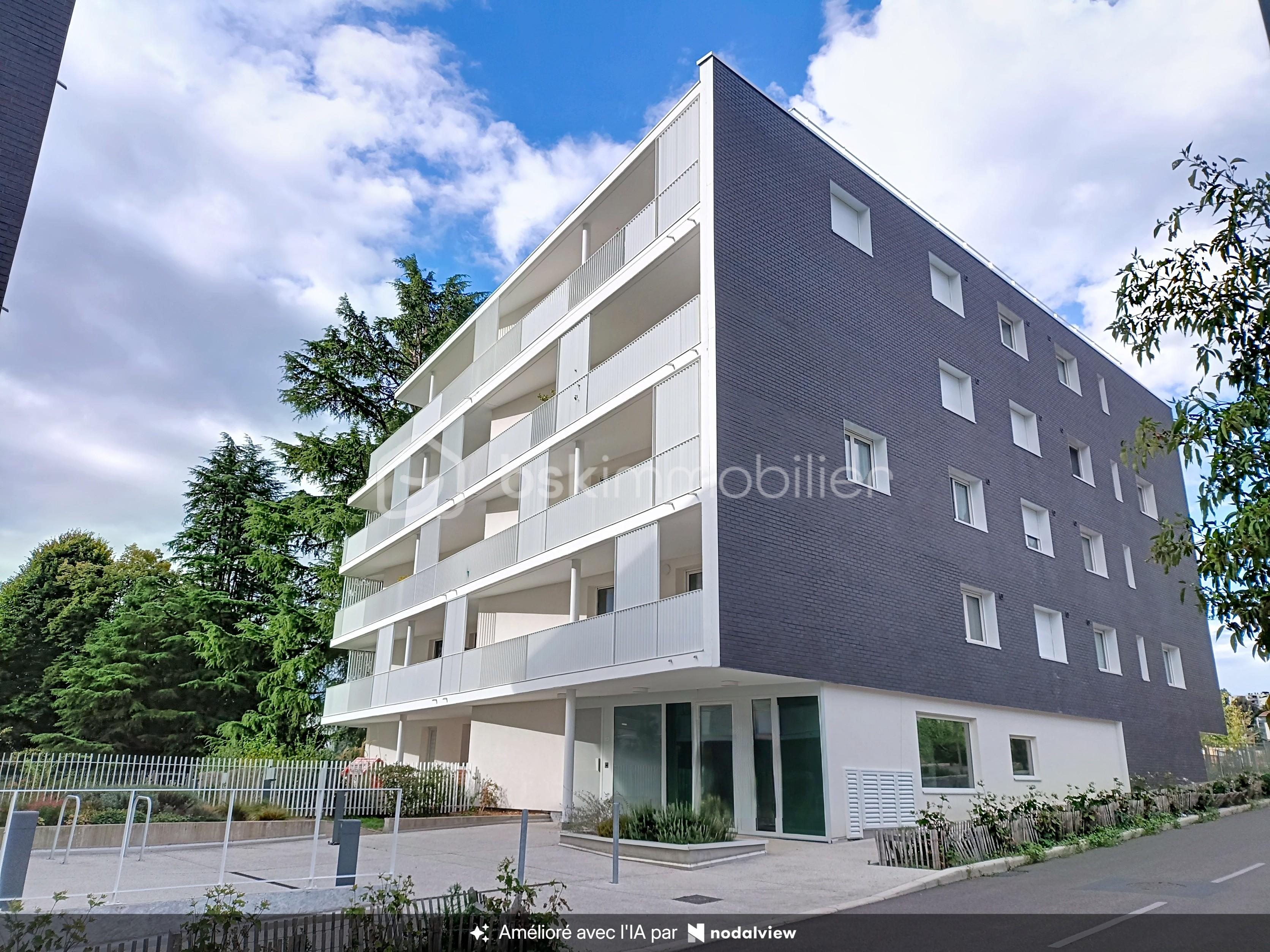 Appartement 4 pièces 87 m² · à Voiron · 86,8 m² · 340 000 €