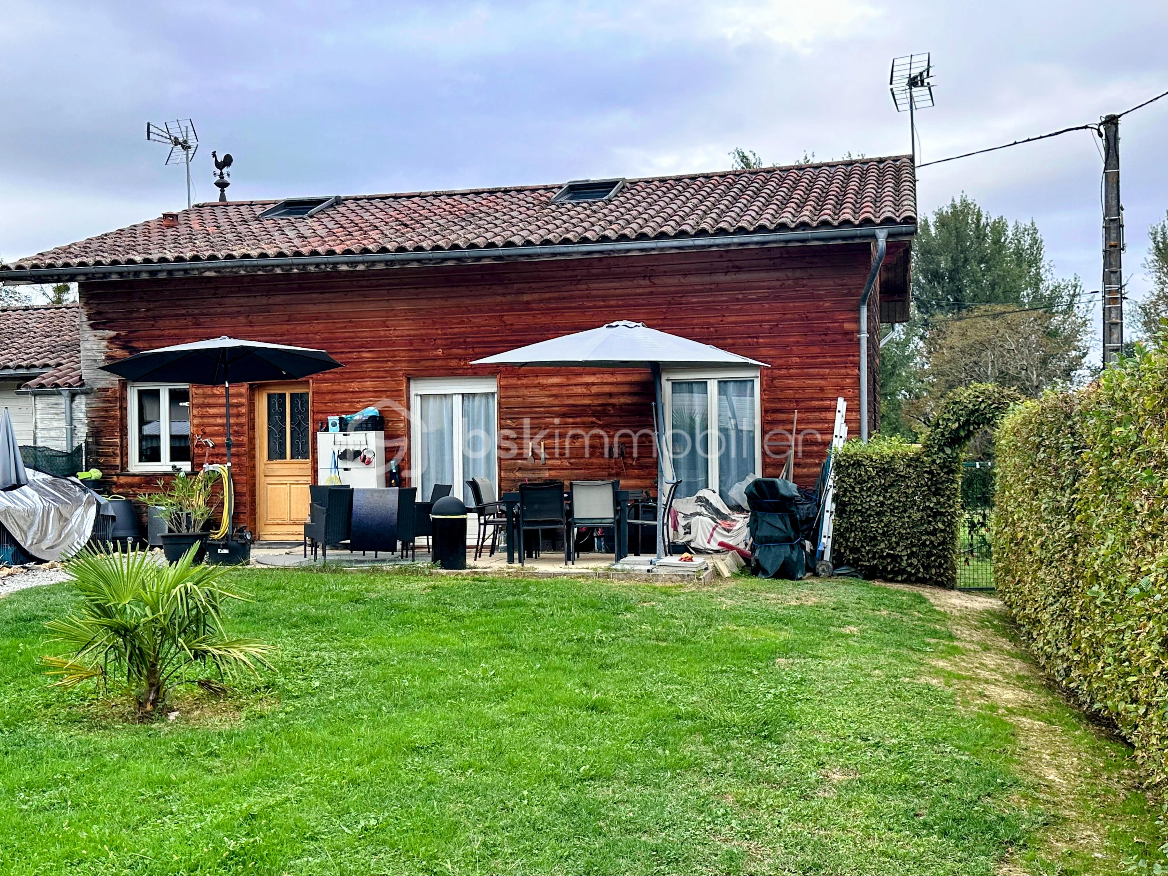 Maison traditionnelle de 88 m² - 740BDA4B-B09F-43D1-B129-DD344115286A.JPG