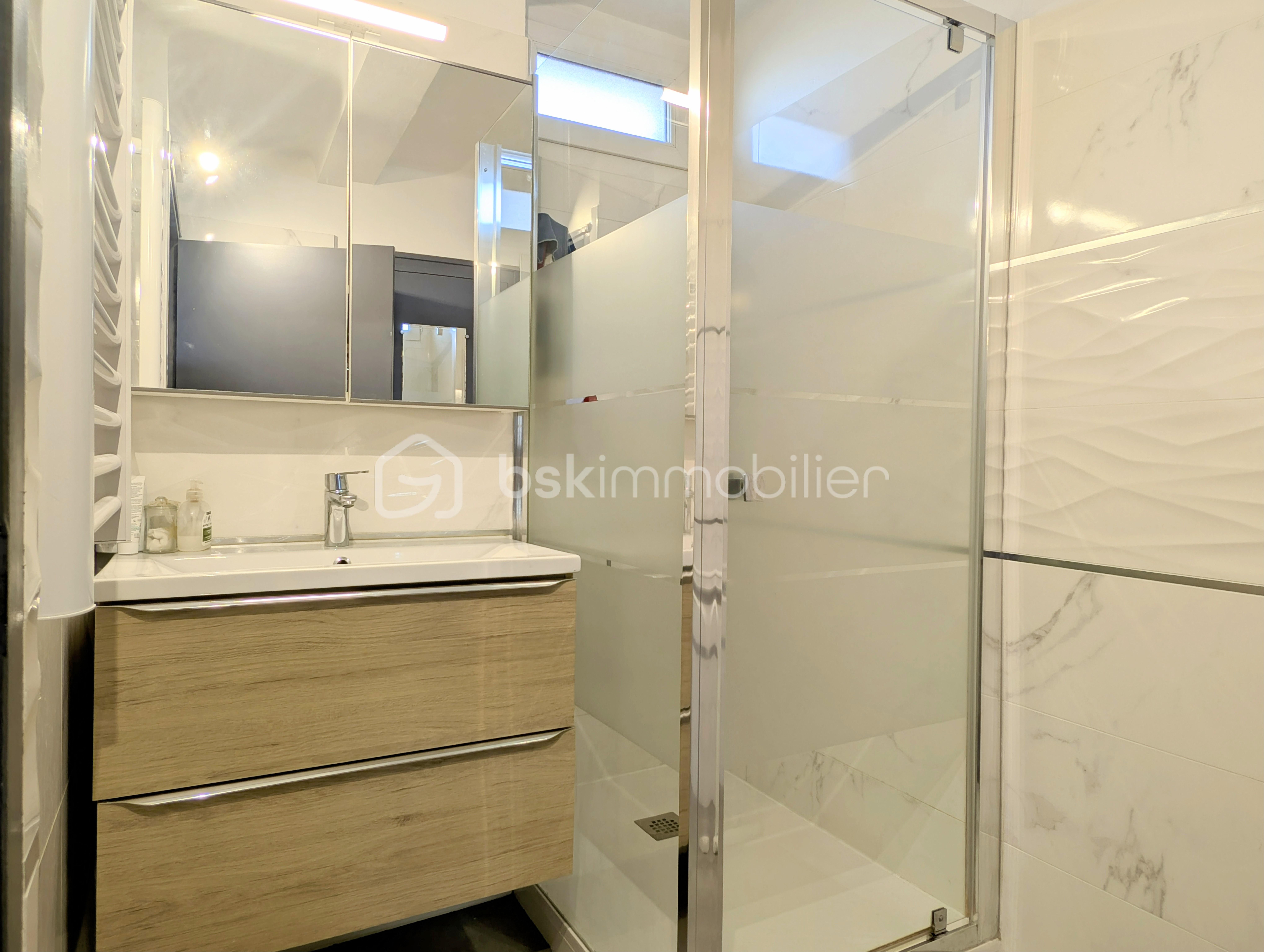 Appartement de 66 m² - SALLE D'EAU B.jpg