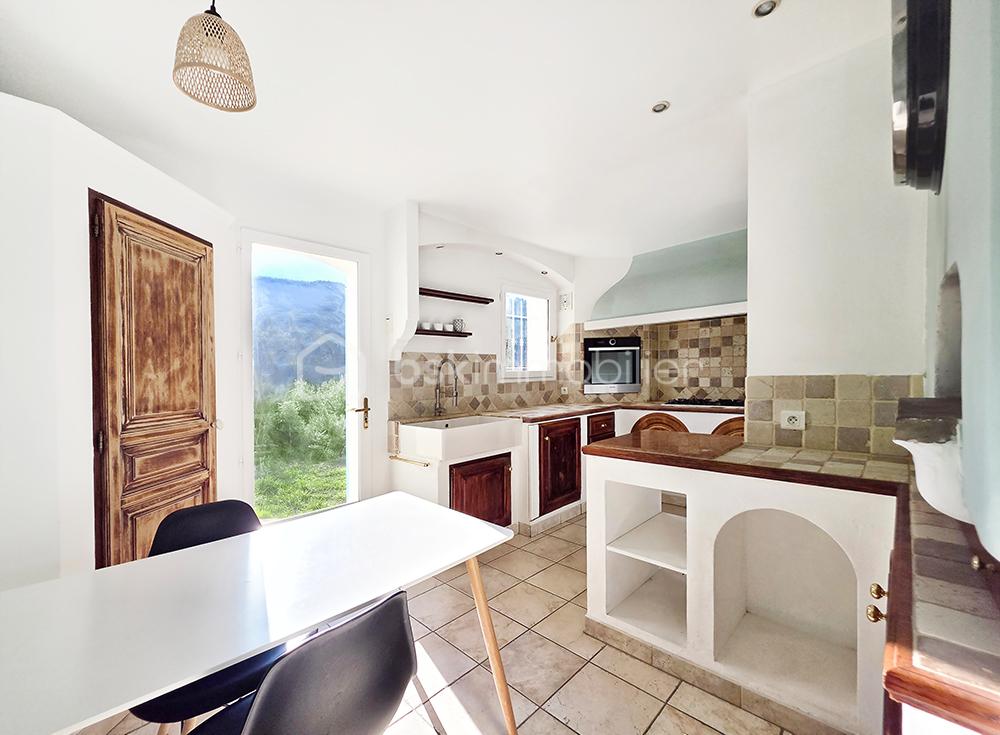 Maison provencale de 157 m² - cuisine 1.jpg