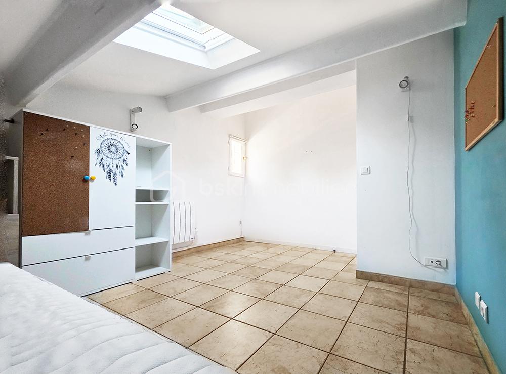Maison provencale de 157 m² - petite chambre bleu étage 2.jpg