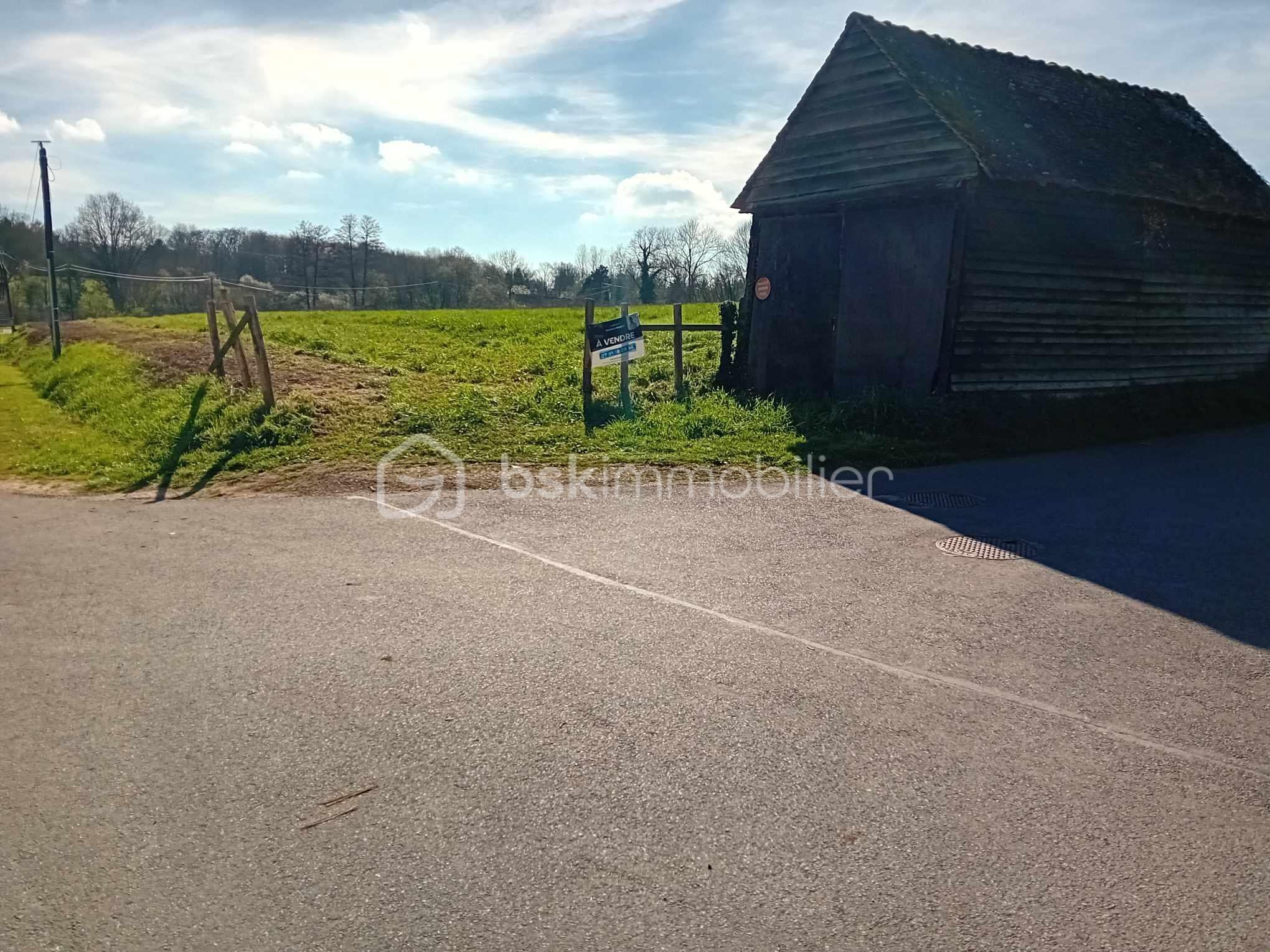 Terrain de 11 825 m² - 430076386_1341124789933043_3186874119134486286_n.jpg