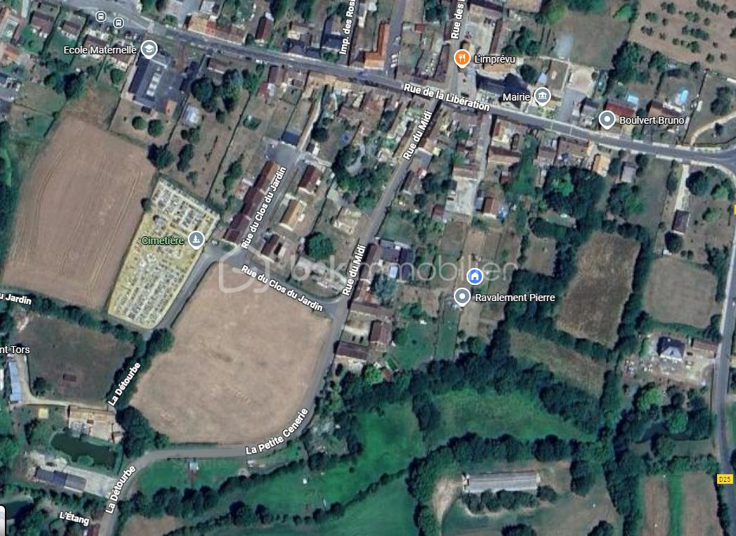 Terrain de 11 825 m² Terrain de 11 825 m²