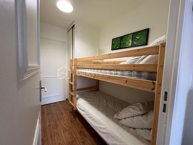 Appartement de 23 m² - Entrée cabine.jpeg