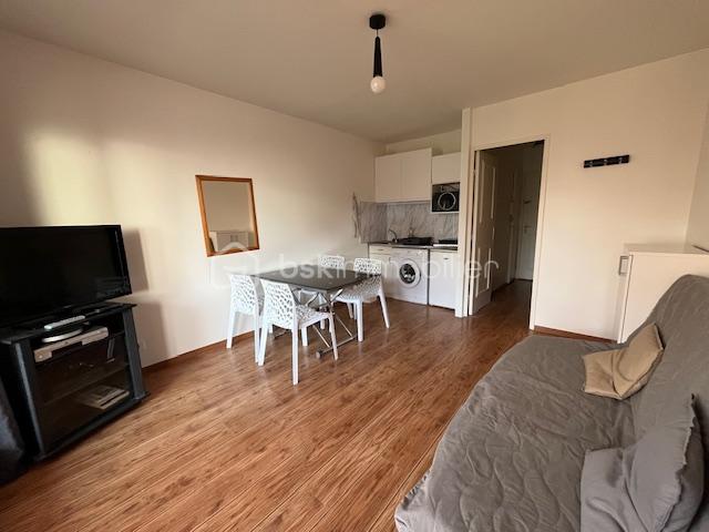 Appartement de 23 m² - séjour2.jpeg