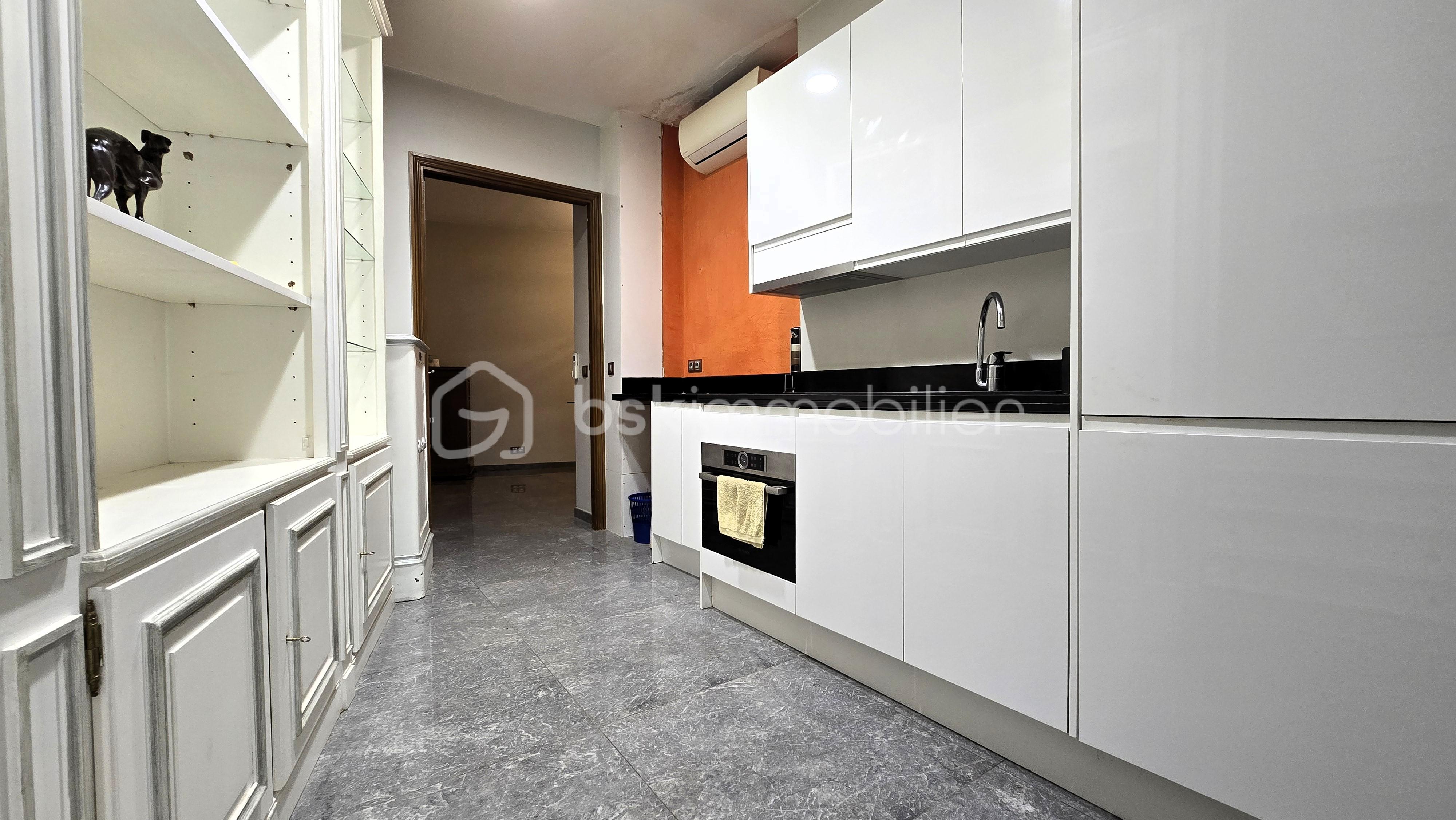 Local commercial de 56,53 m² - CUISINE .jpg