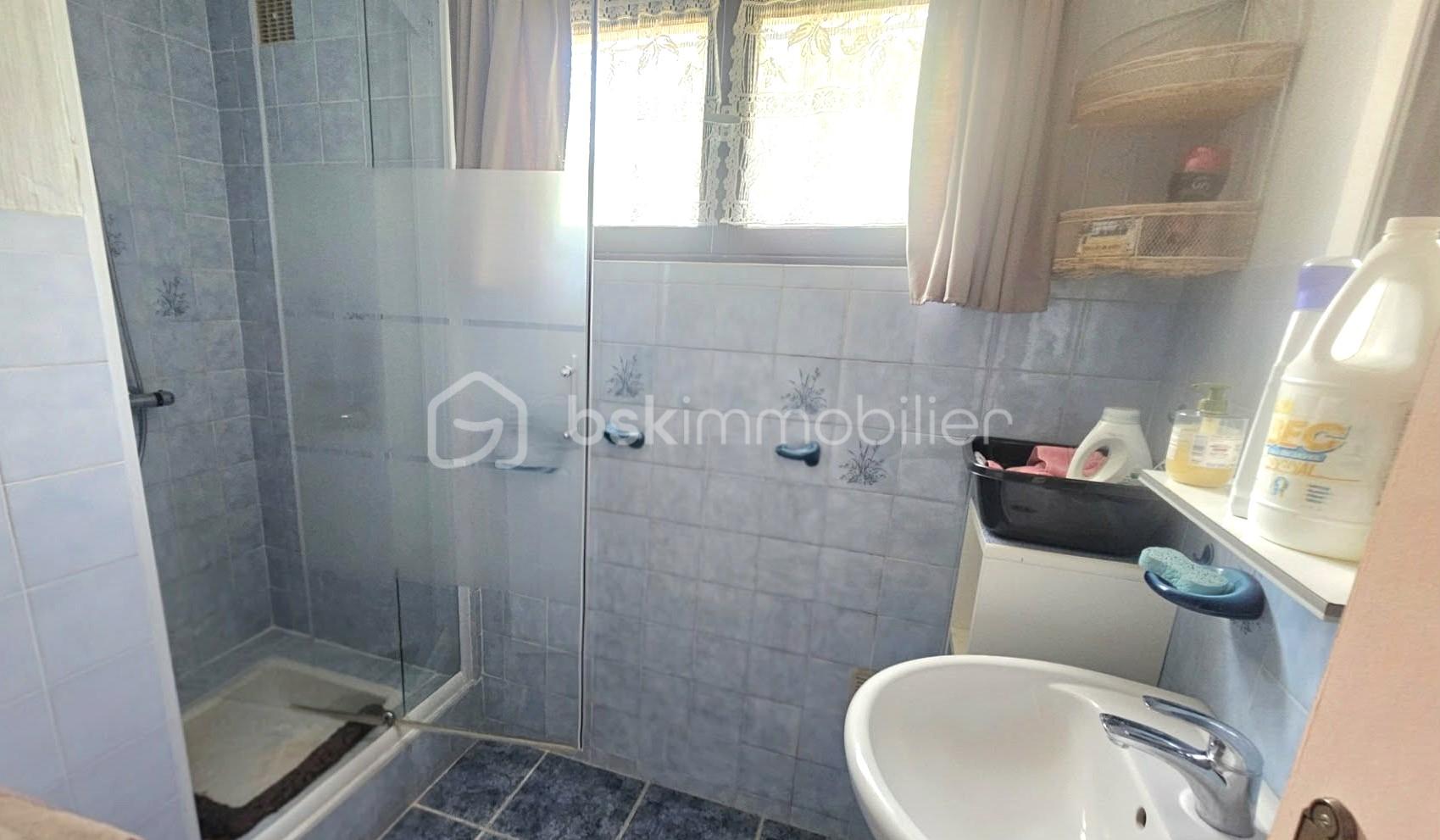 Maison traditionnelle de 140 m² - 4186535f-aec5-44d7-a483-caeb8d949202.jpg