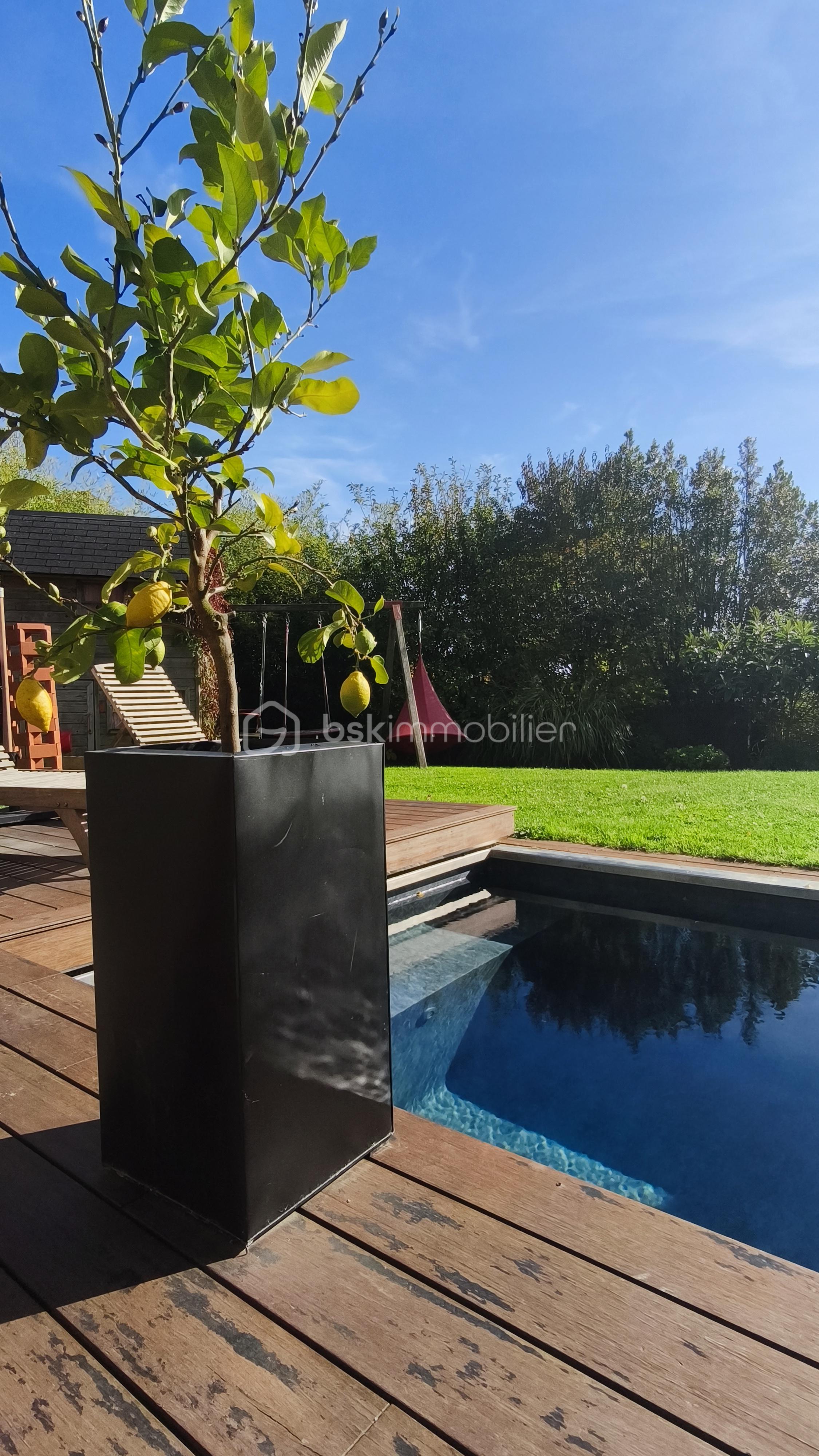 Maison de 240 m² - 305448_Maison-d-architecte-de-centre-ville-de-240m-piscine-Saint-Aubin-d-Aubigné_n30.jpg