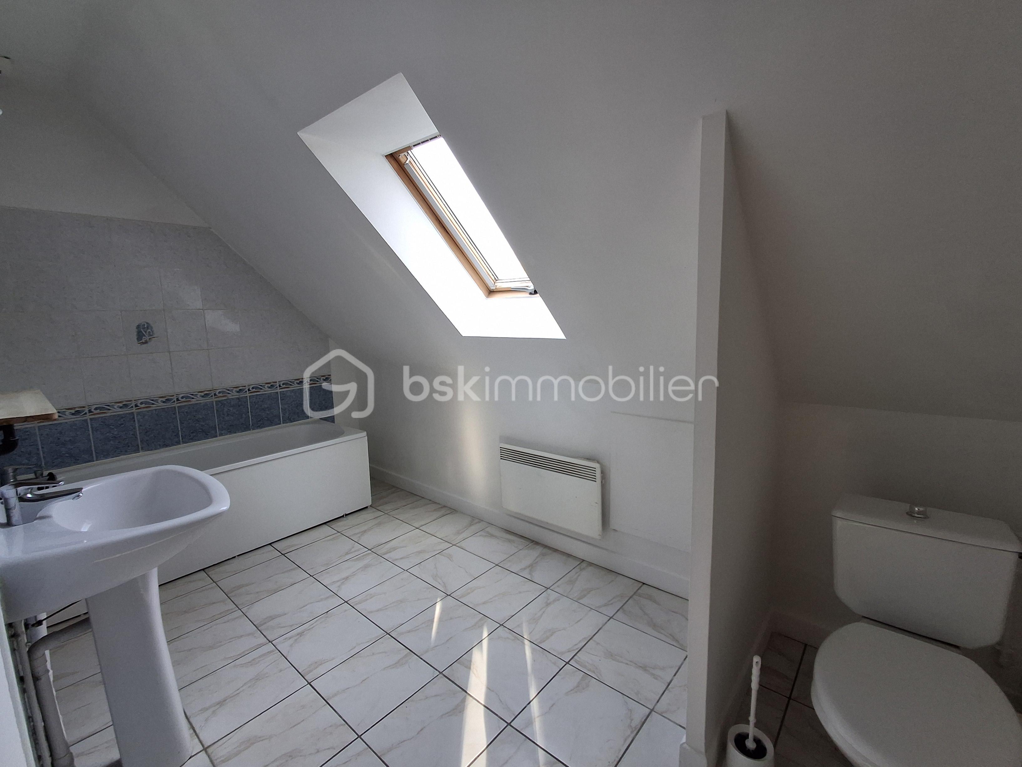 Maison de 125 m² - SDB étage paysage 2.png