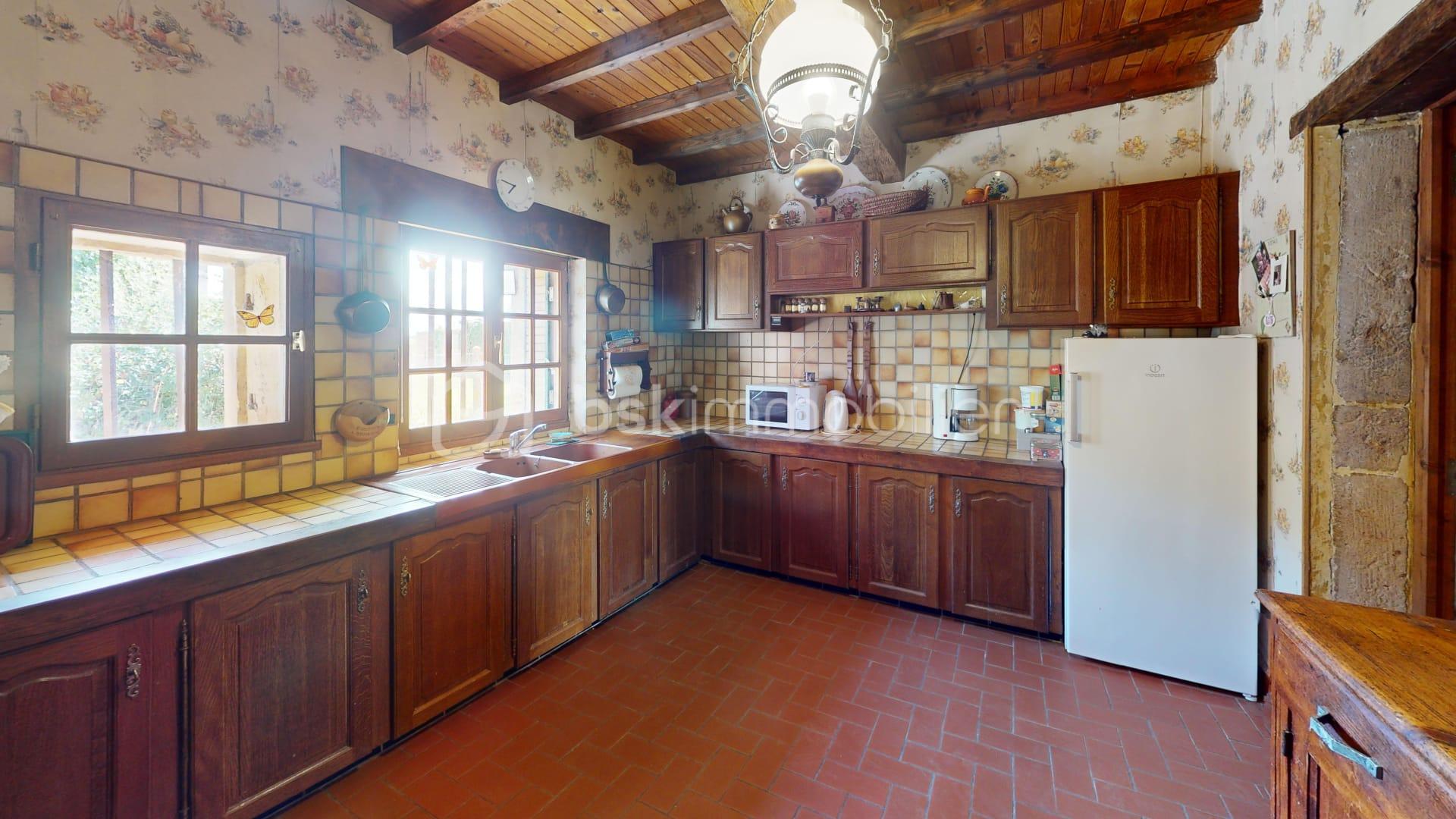 Corps de ferme de 126 m² - CUISINE1.jpg
