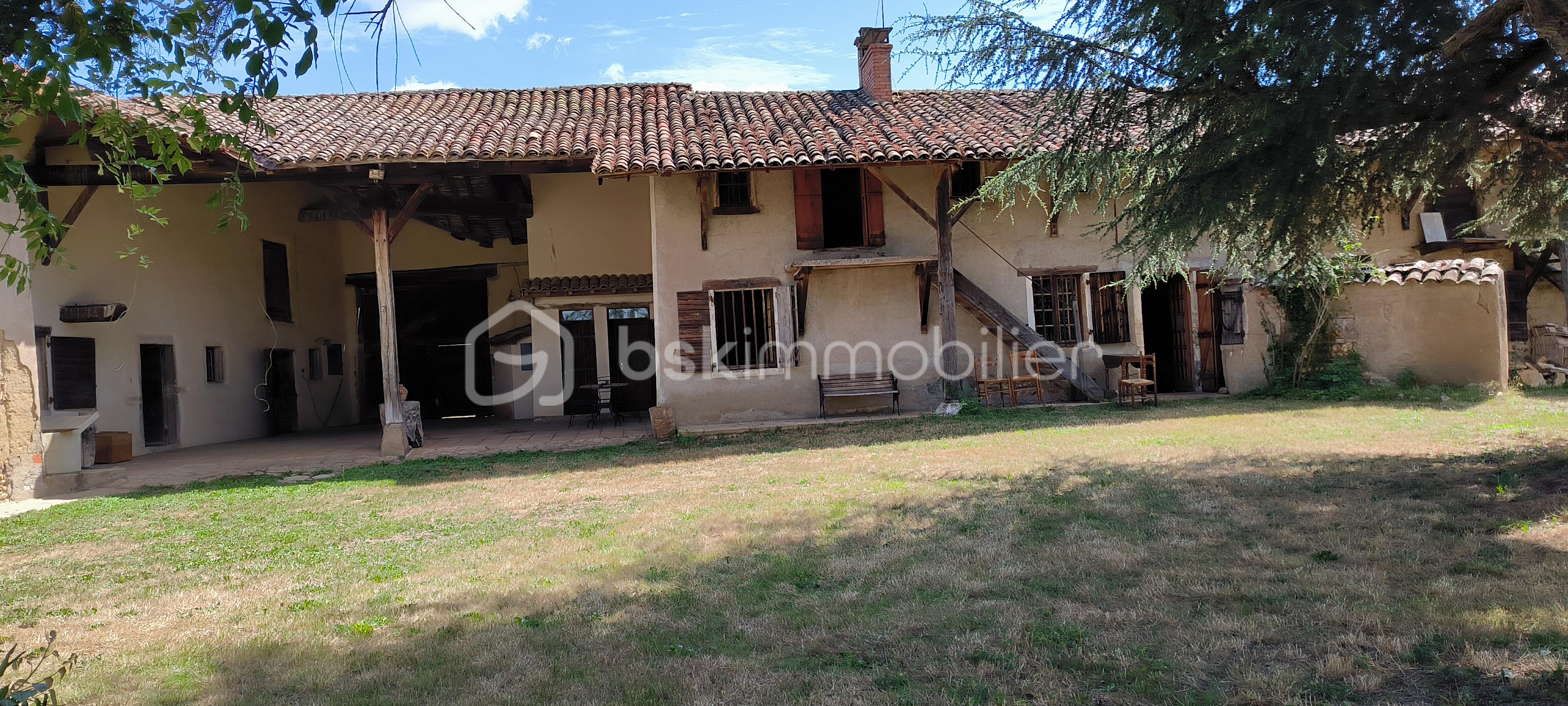 Corps de ferme de 126 m² - COURSINT1.jpg