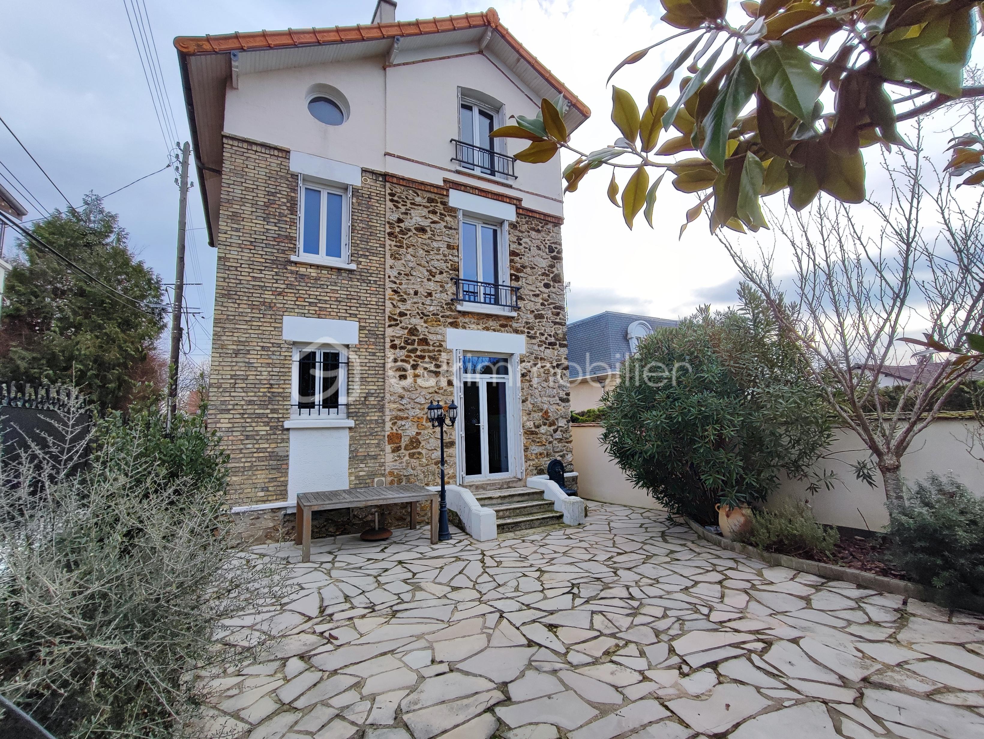 Maison de 156 m² - 1766140147430.jpg