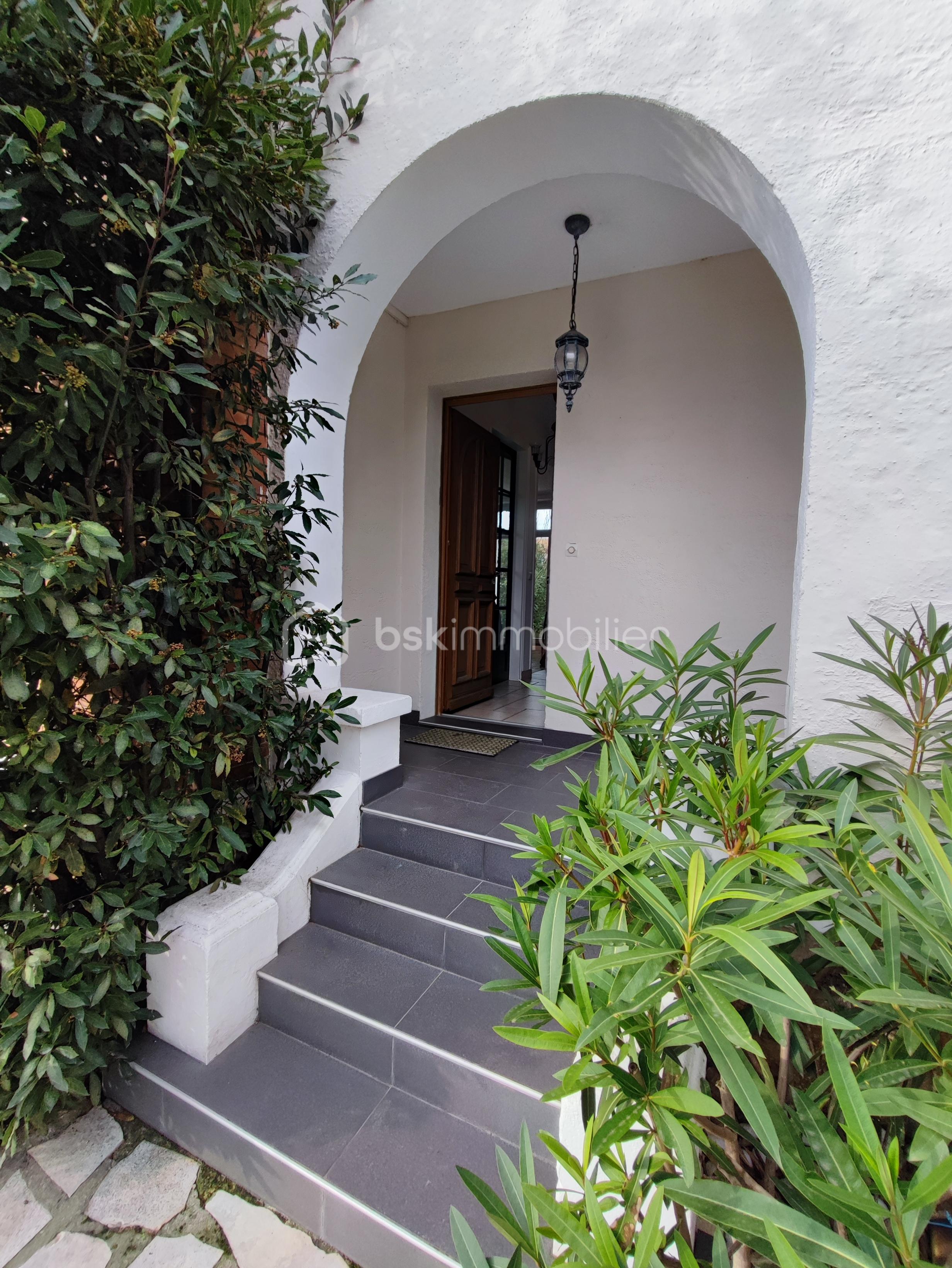 Maison de 156 m² - 1766141645719.jpg