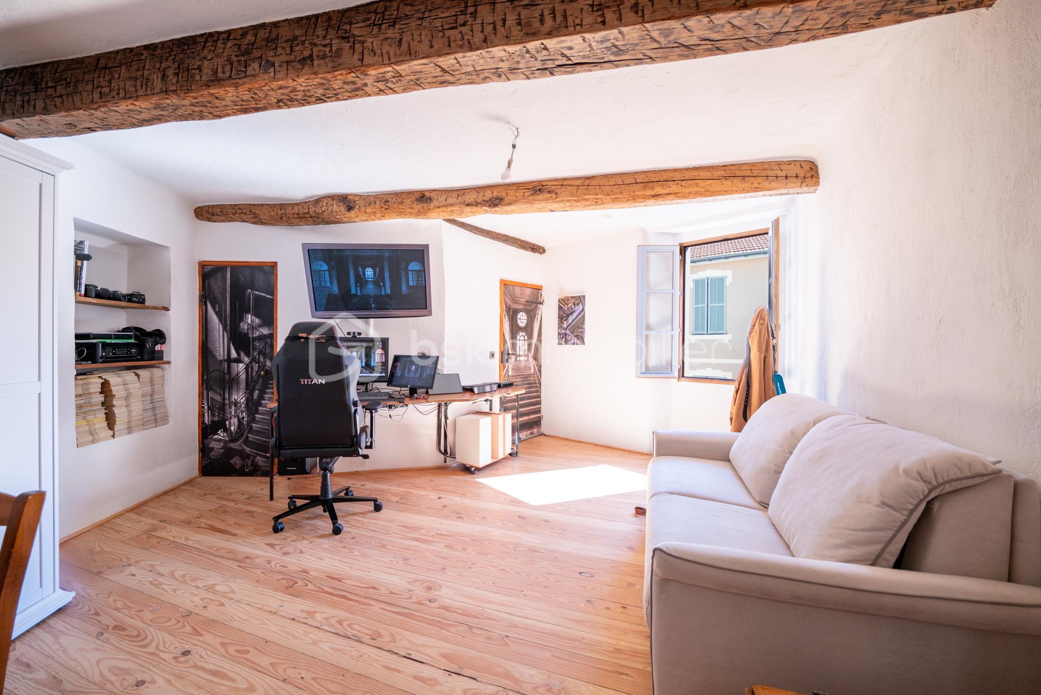 Studette de 32,57 m² - P1027381-HDR-Edit.jpg