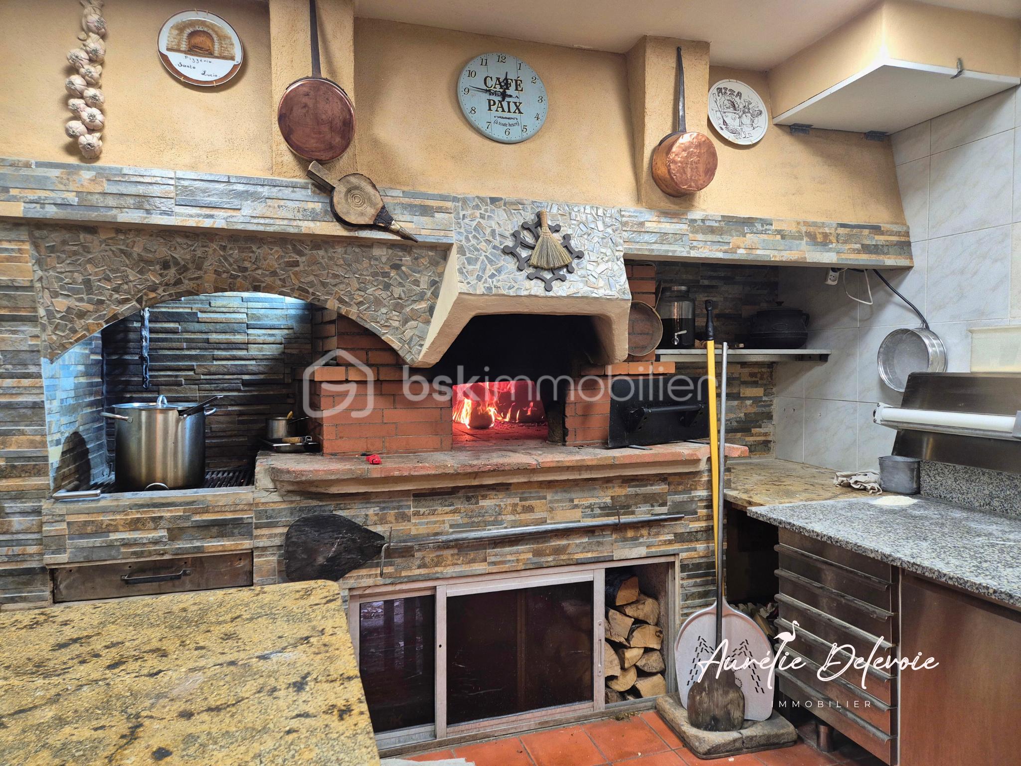 Fonds de commerce - Four à bois.png