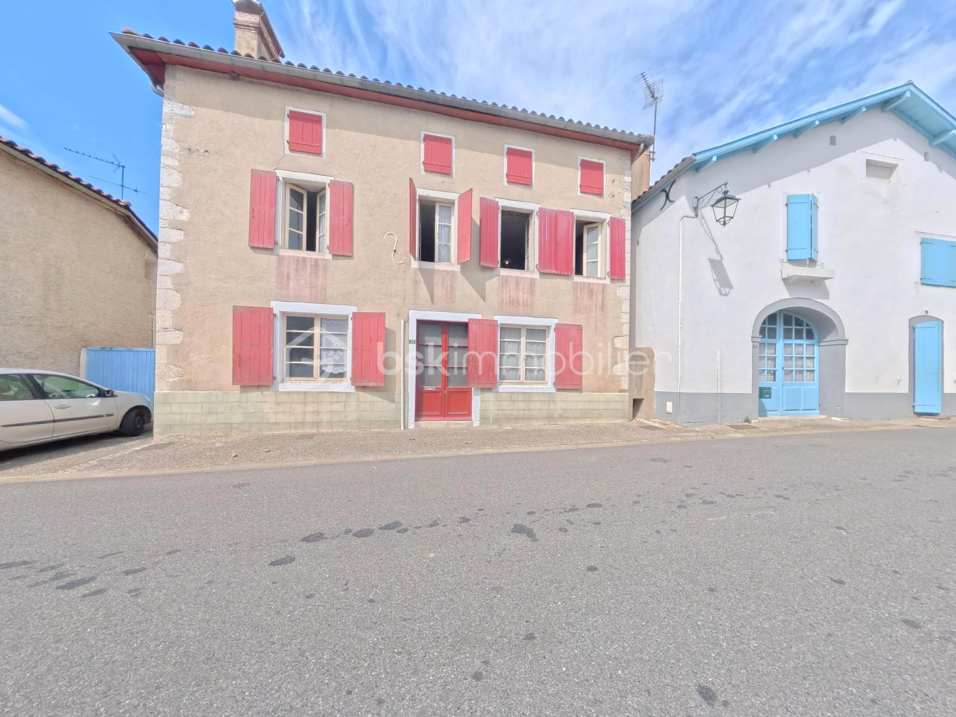 Maison 8 pièces 183 m² · à Labastide-Villefranche · 183 m² · 200 000 €