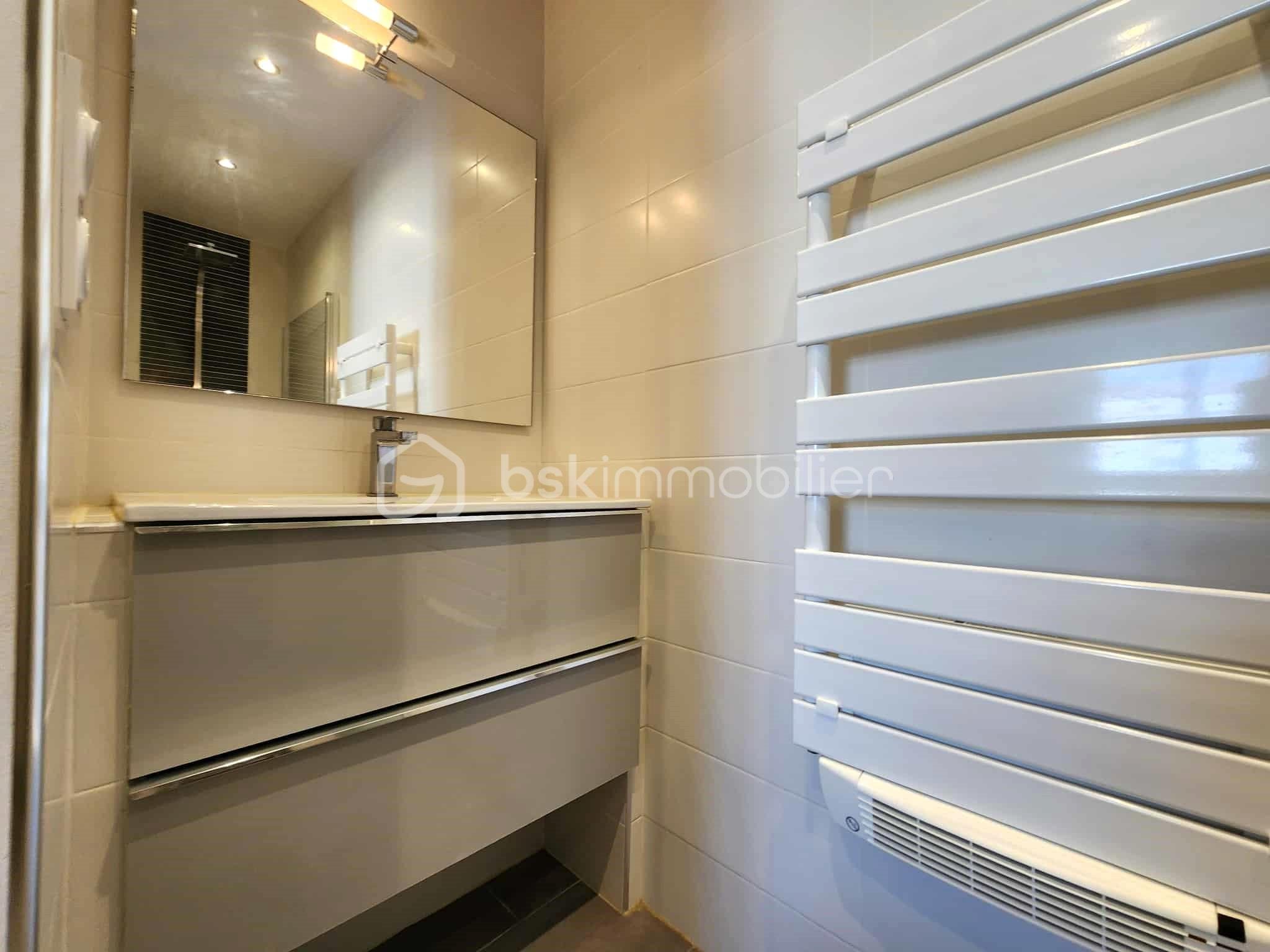 Villa de 106 m² - 8a1d0bdd-5e35-4067-b786-3b95dc26ef86.jpg