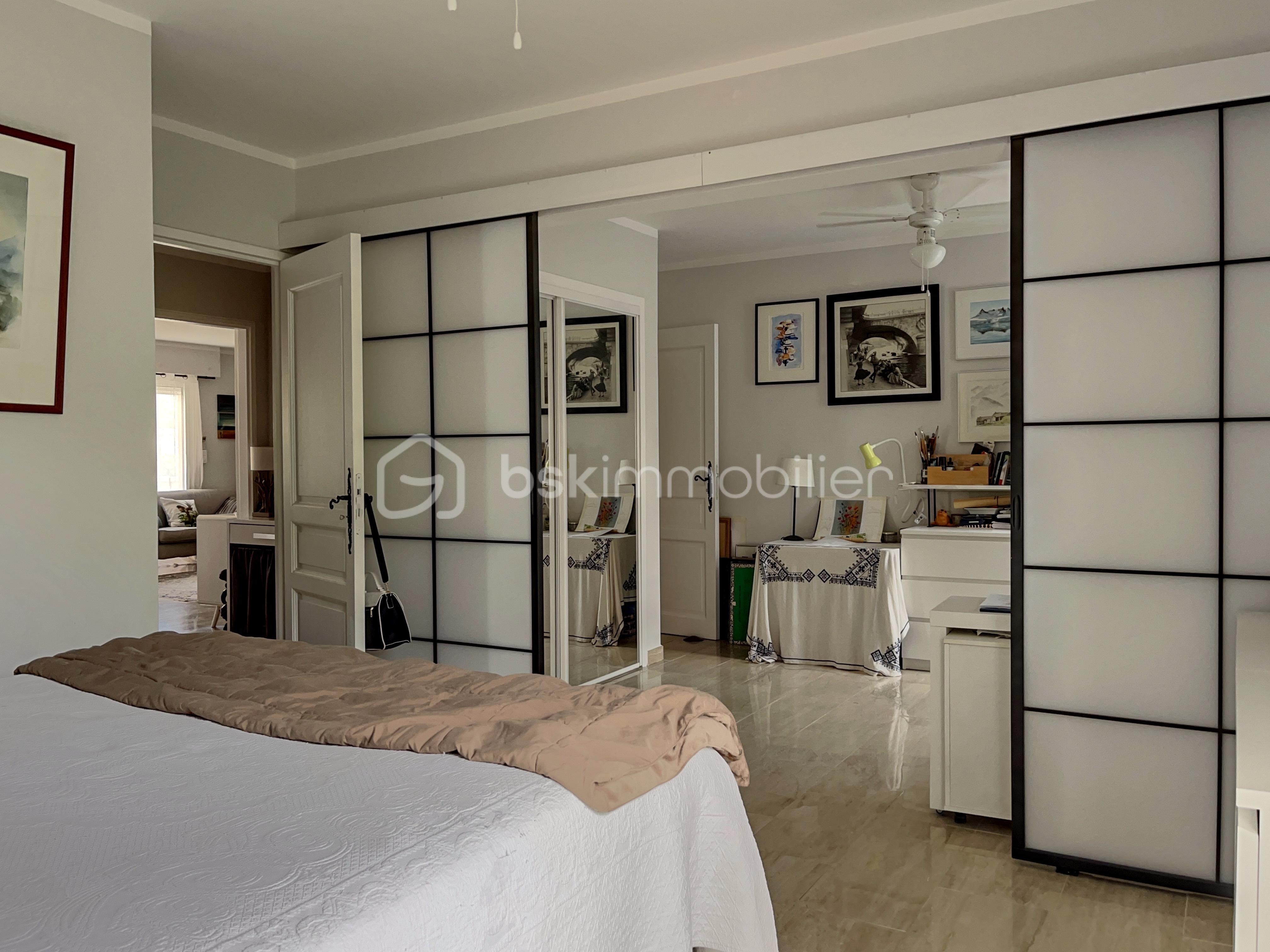Appartement de 96,57 m² - 94001A25-F73F-02A9-7C21-8E91E6286AC2.jpg