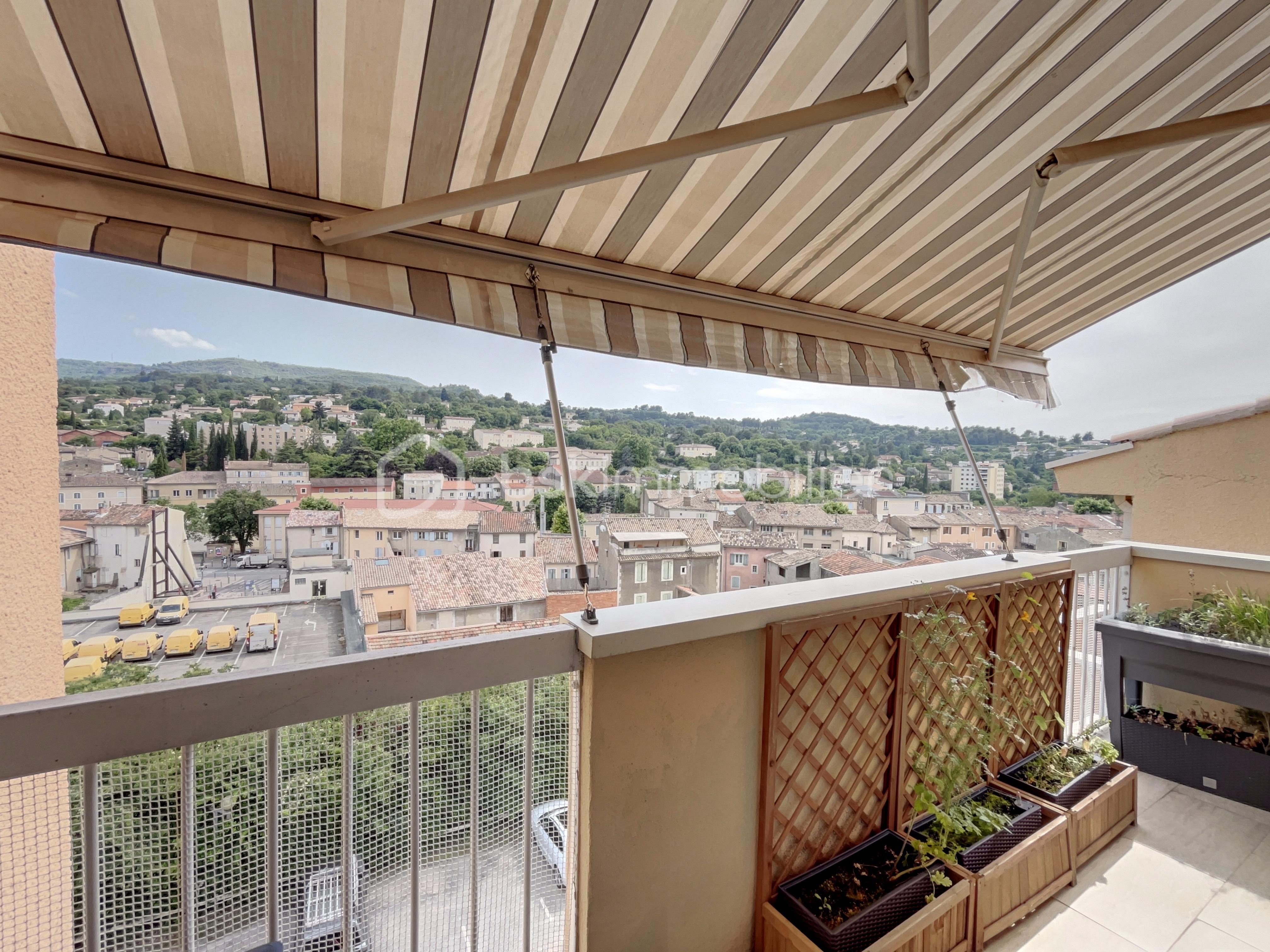 Appartement de 96,57 m² - 5E034606-41D0-7A74-2EB6-D15B2FCC2E4B.jpg